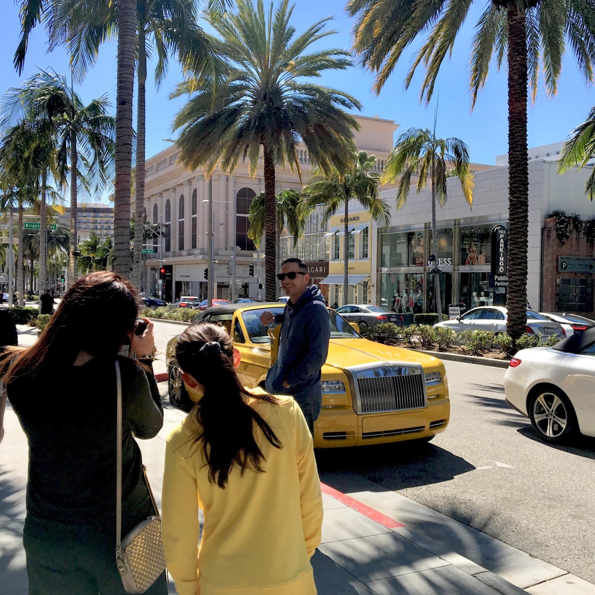 LA City and Beaches Iconic Day Tour with Optional Transfers - Thumbnail 26