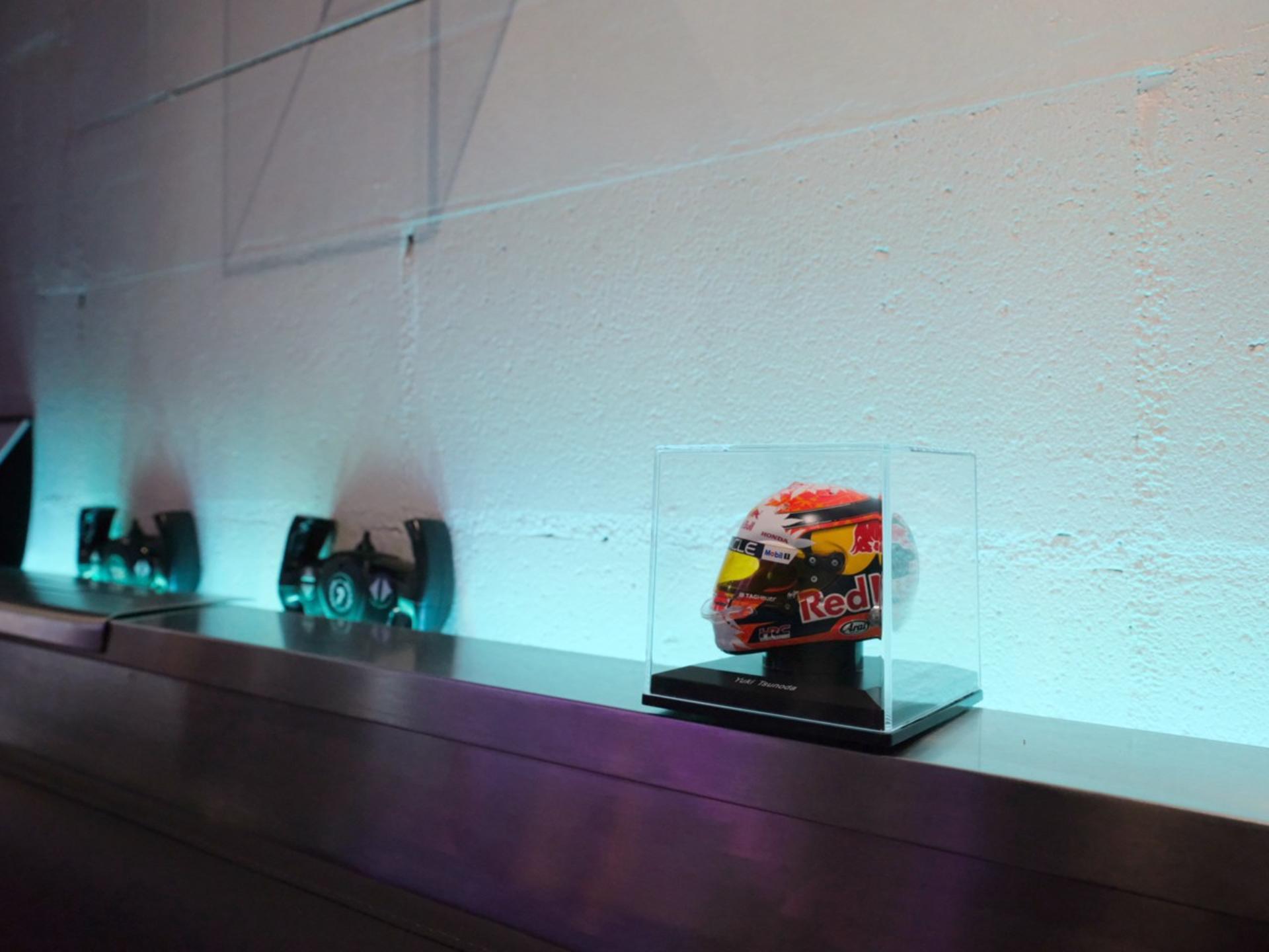 Tokyo Akasaka: PIT BAR – Pit Stop Challenge &4WD Building! - Thumbnail 22