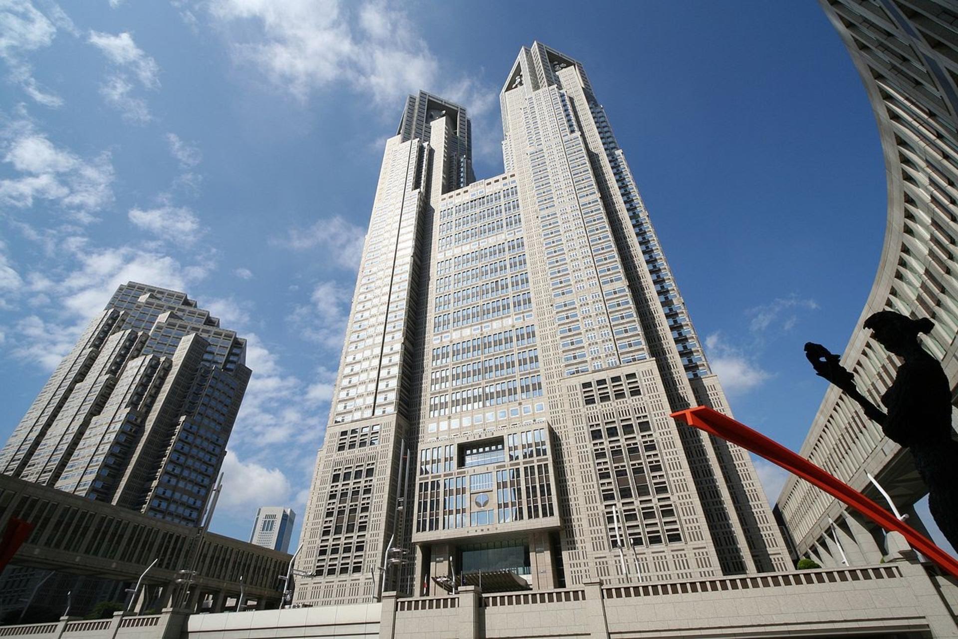 HYPERTOKYO: Shinjuku and Shibuya Half Day Walking Tour - Thumbnail 3