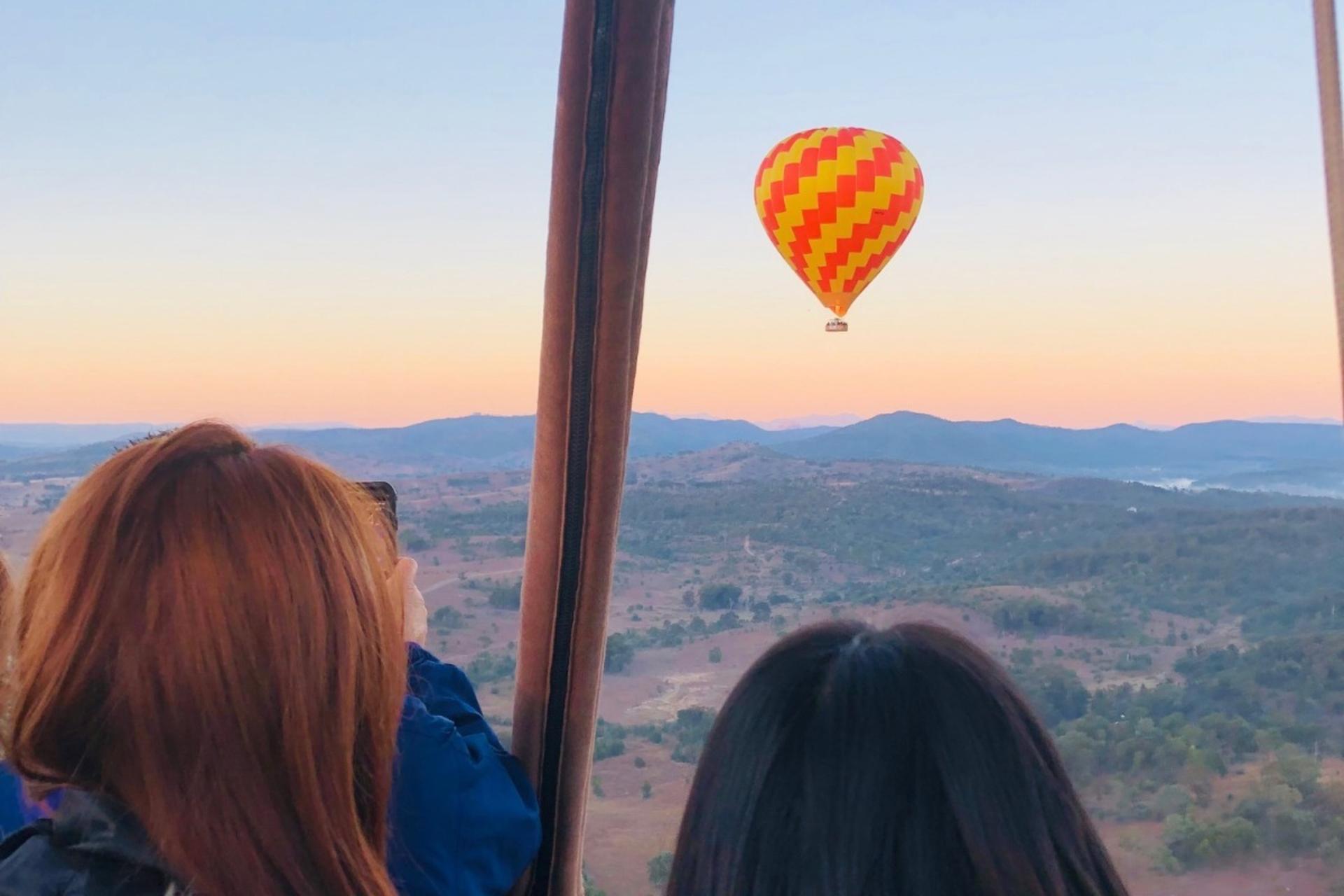 Klook Gold Coast Hot Air Balloon Experience with Sparkling Wine - Thumbnail 11