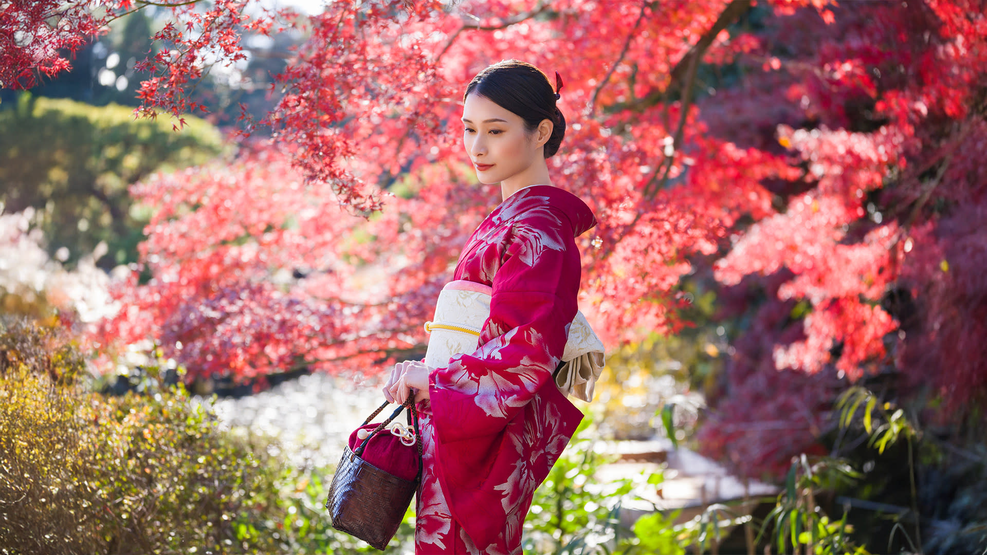 Kimono Rental inside Shinjuku Gyoen National Garden: KOUICHI STORE - Thumbnail 9