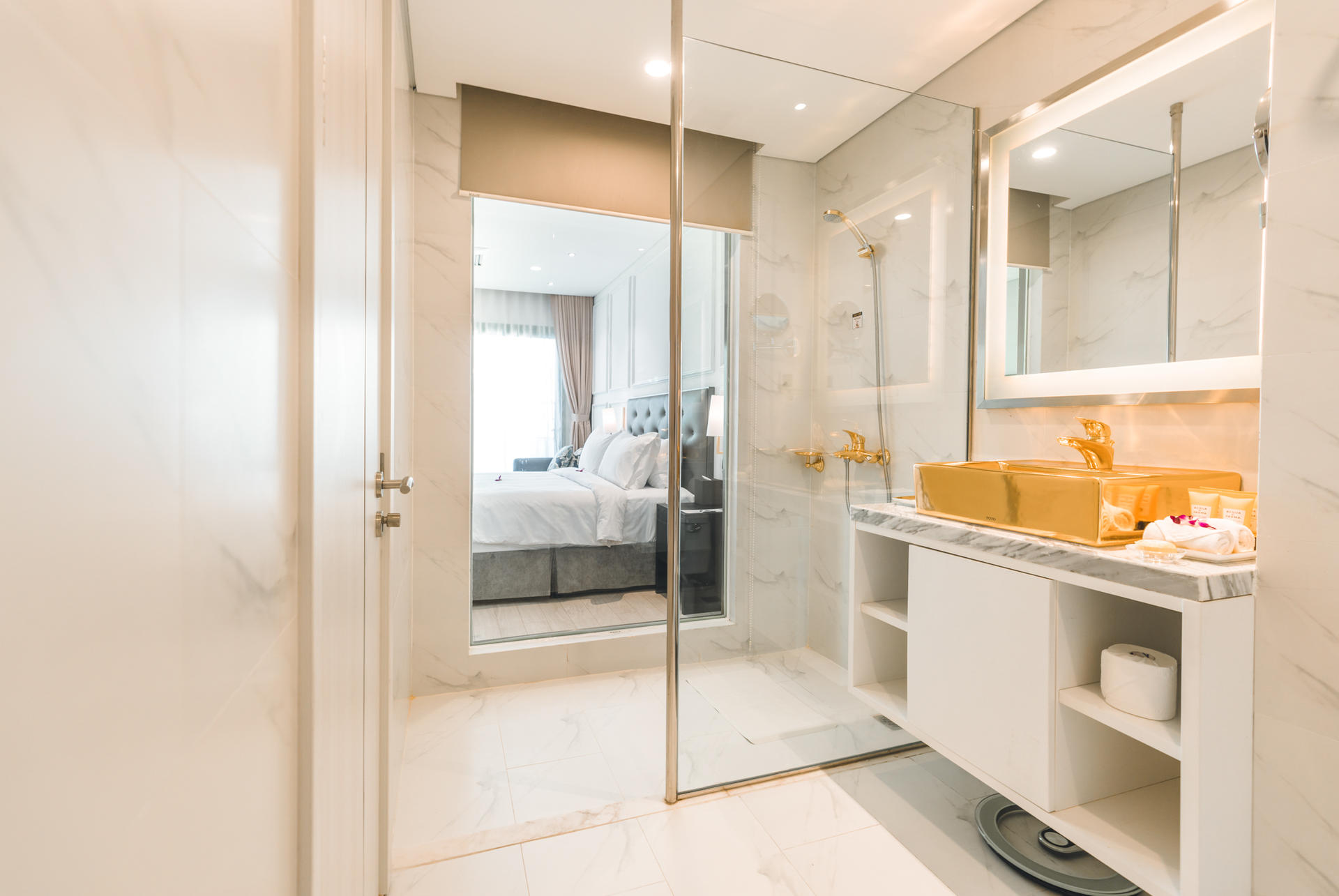 Golden Daycation At Wyndham Danang Golden Bay  - Thumbnail 9