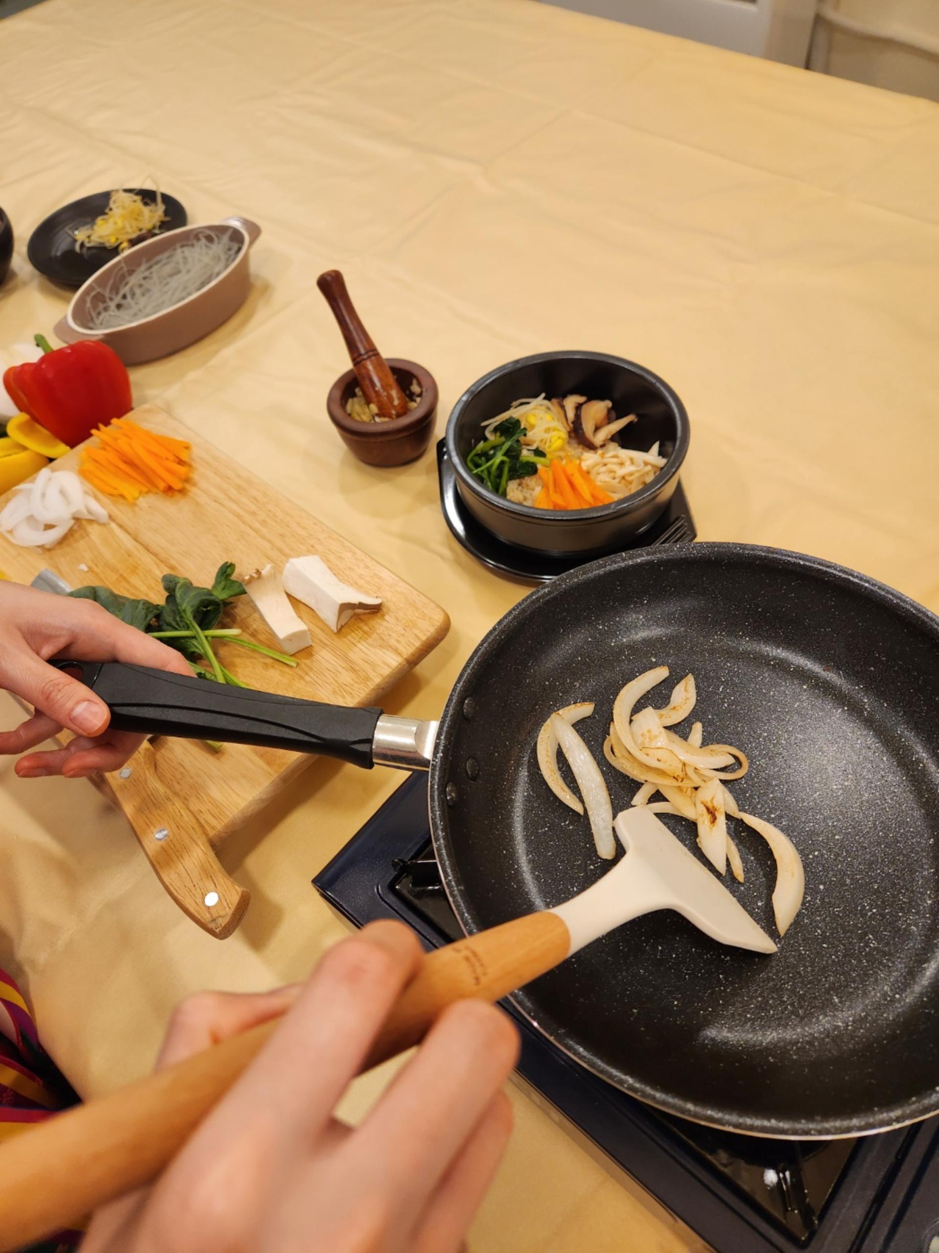 Traditional Korean 6-Dish Cooking Class + Hidden Alley Tour Seoul - Thumbnail 9