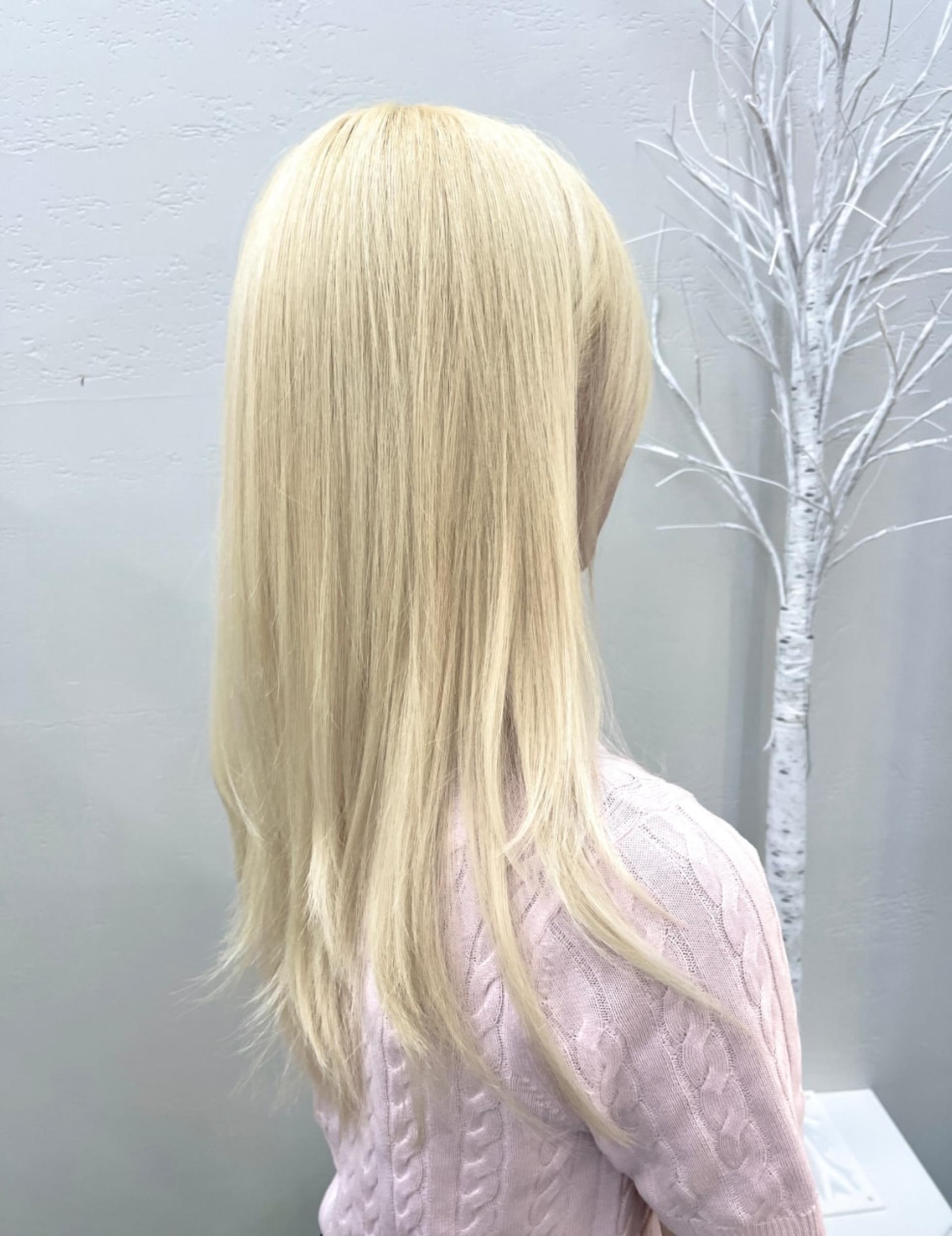 Seoul: K-Pop Idol Hair Color Care & Head Spa | VOG Hongdae Lounge - Thumbnail 12