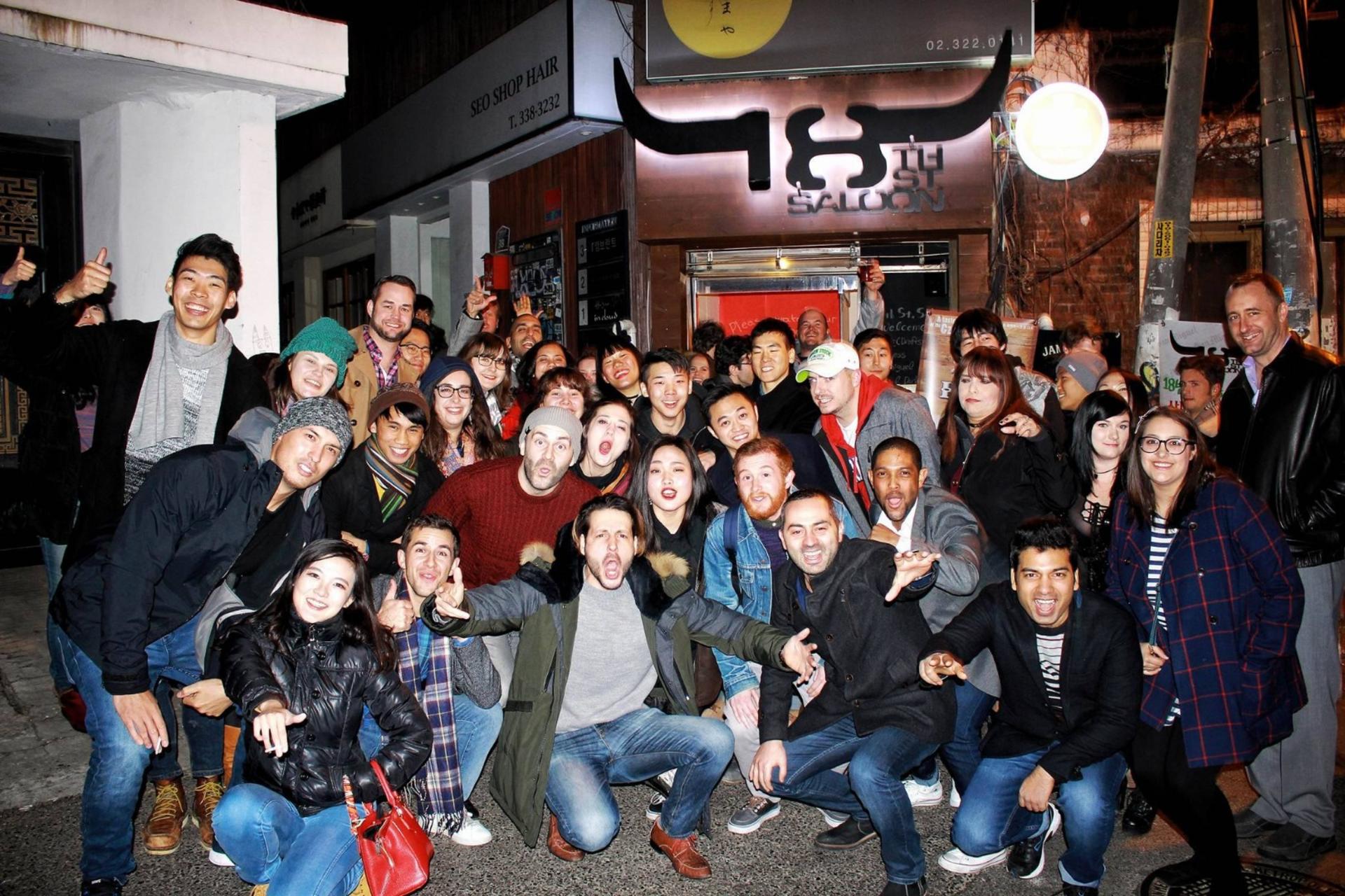 Absolute Seoul Pub Crawl Experience in Hongdae and Itaewon - Image 1