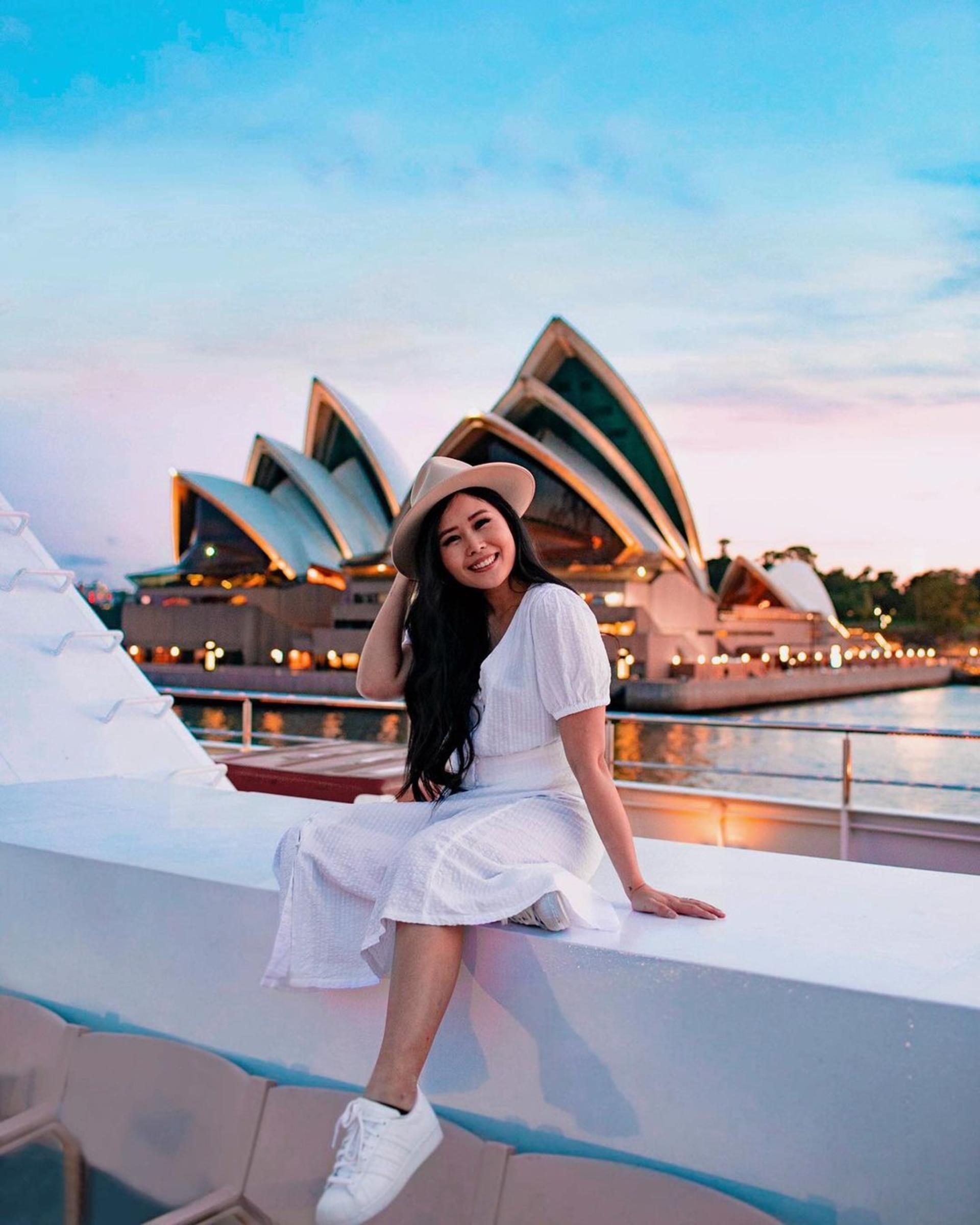 Premium Harbour Sightseeing Tour - Thumbnail 8
