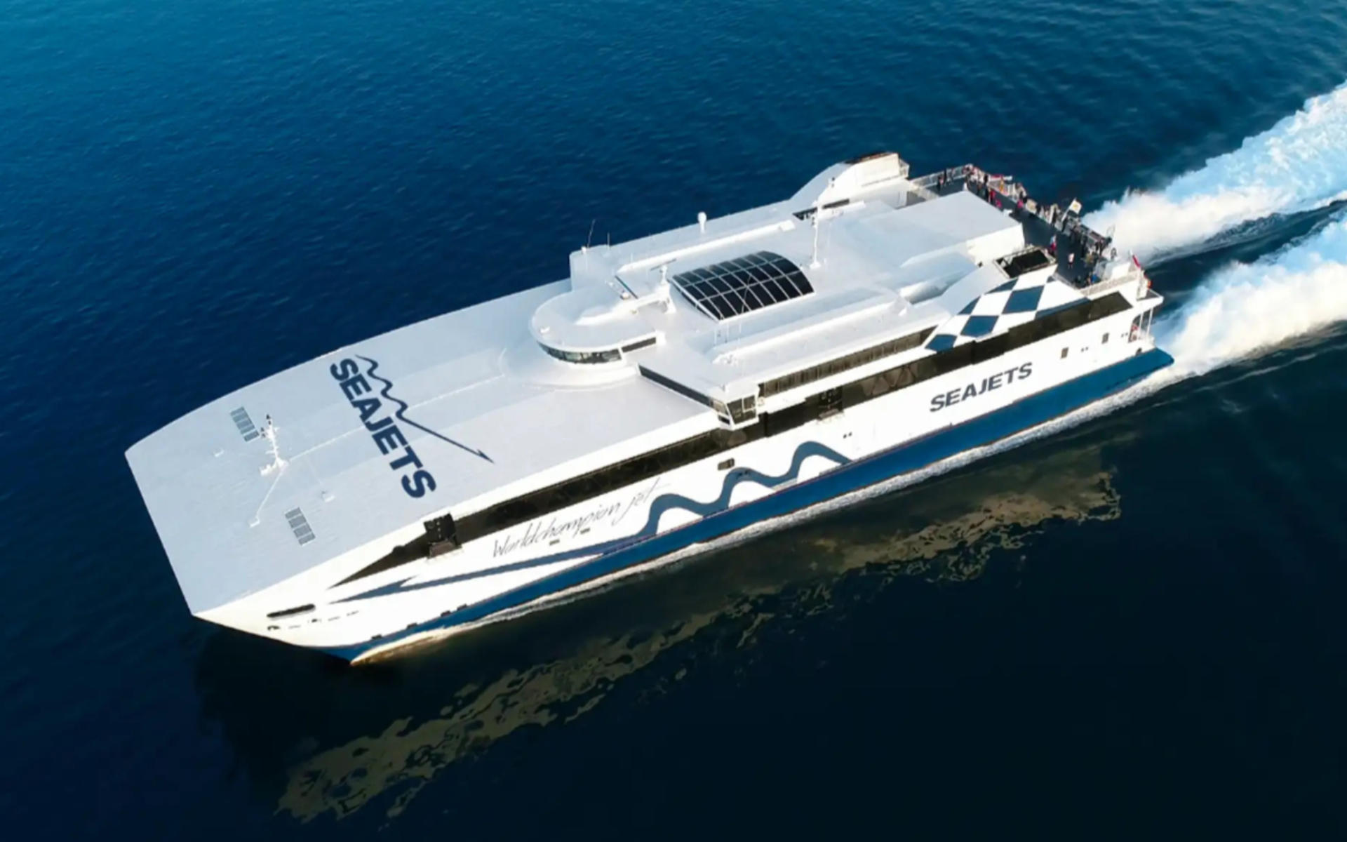 Athens Piraeus Port - Mykonos Ferry by Seajets - Thumbnail 7