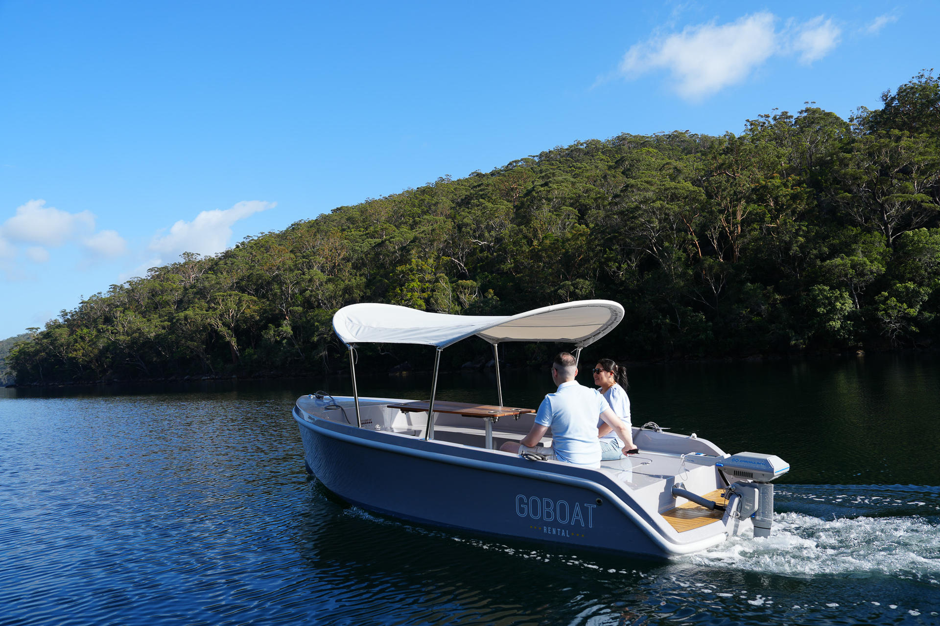 Electric Picnic Boat Hire in Sydney (Akuna Bay) - Thumbnail 2