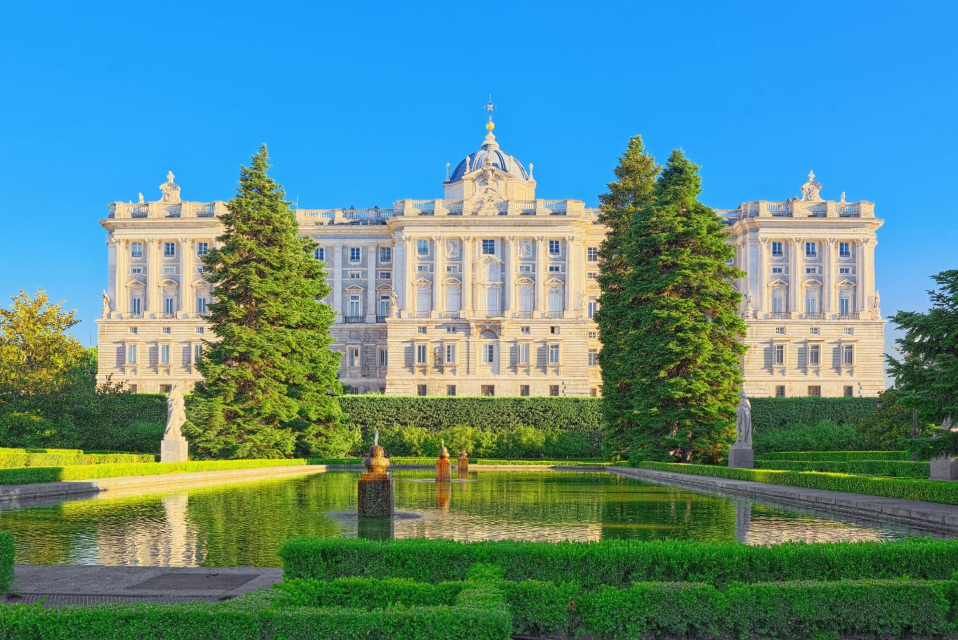 Royal Palace of Madrid Guided Tour - Thumbnail 2