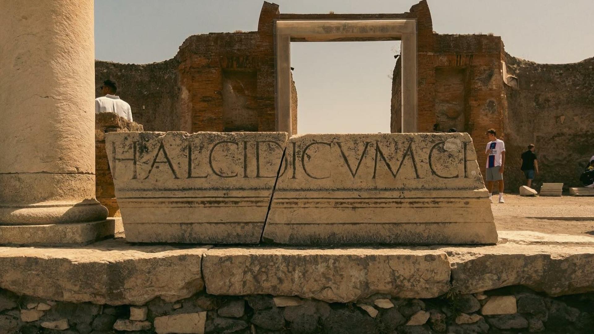 Pompeii and Positano Day Tour with Limoncello Tasting from Rome - Thumbnail 5