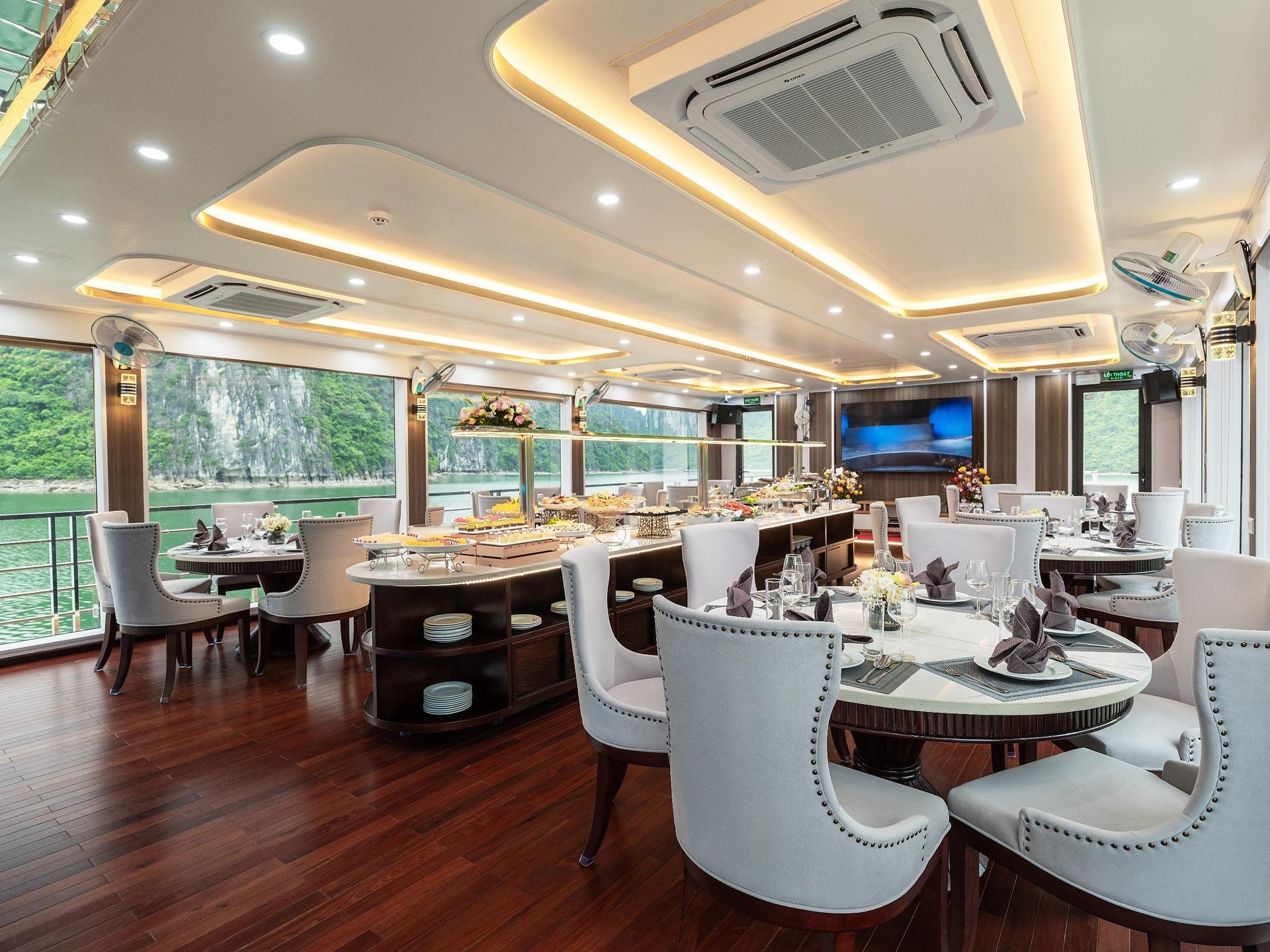 Hercules Premium Day Cruise: Ha Long Bay with Sung Sot & Ti Top - Thumbnail 6