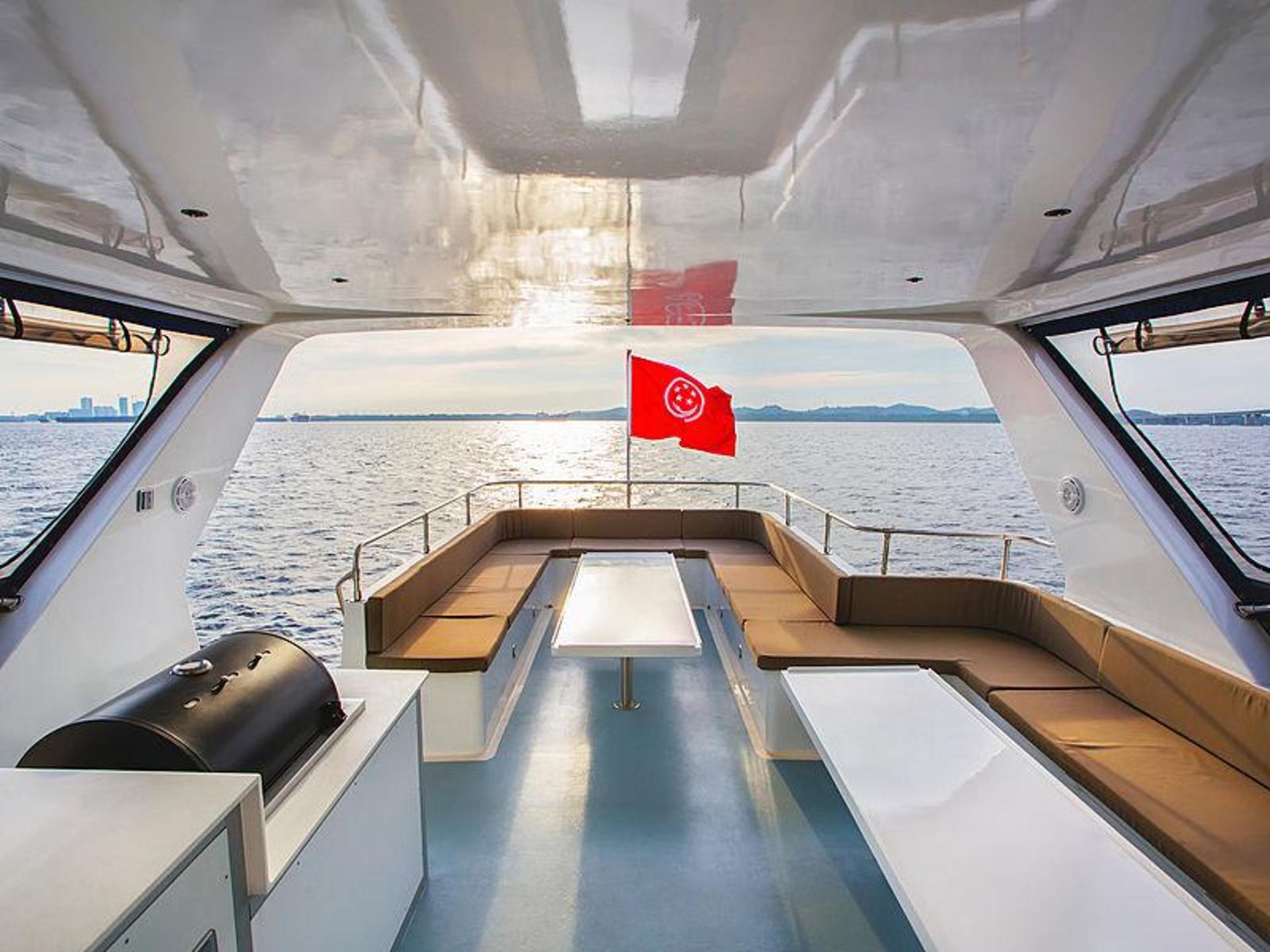 Southern Islands Yacht Charter on Maximum by Valencia Yachts - Thumbnail 14