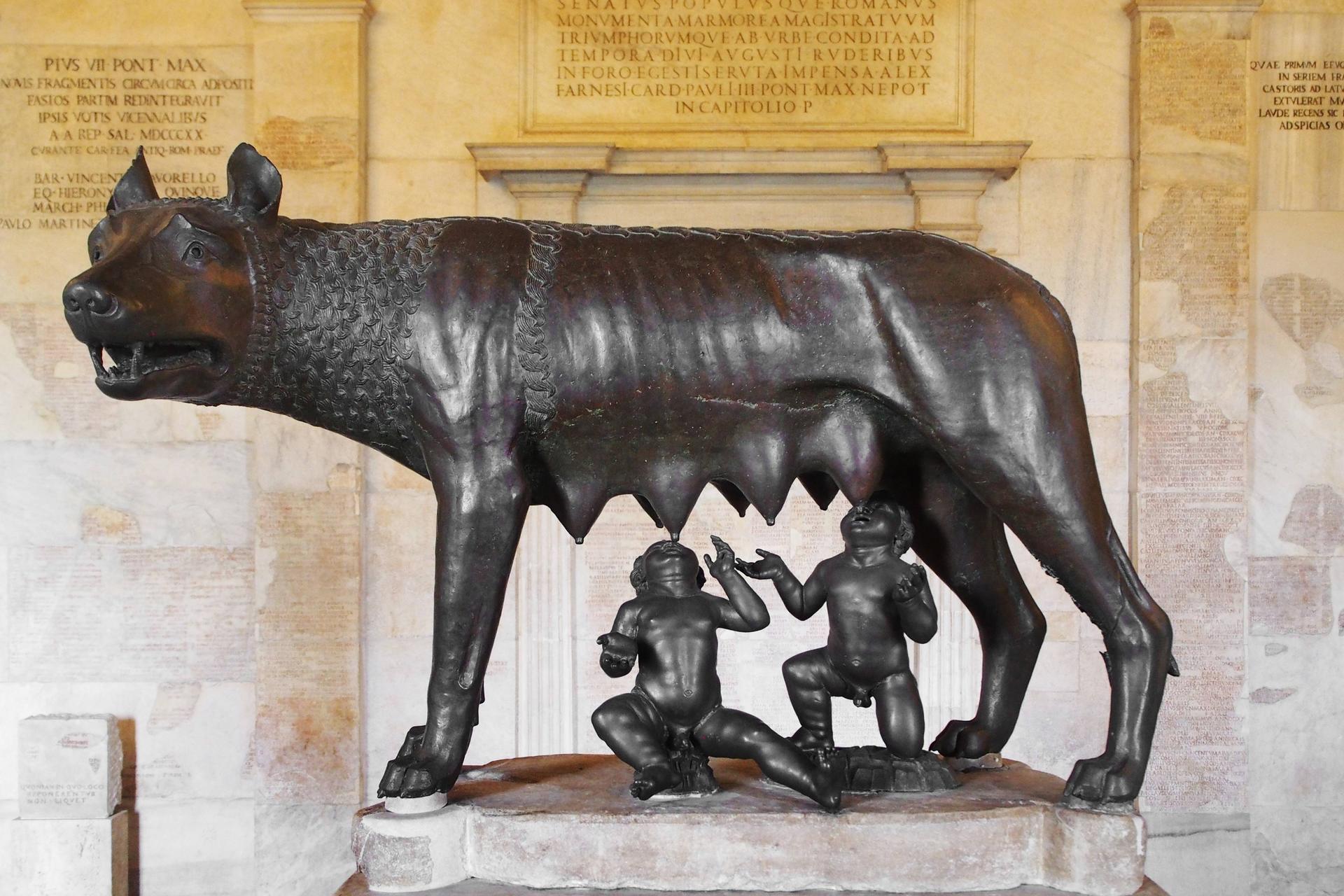 Capitoline Museums Walking Tour in Rome  - Thumbnail 2