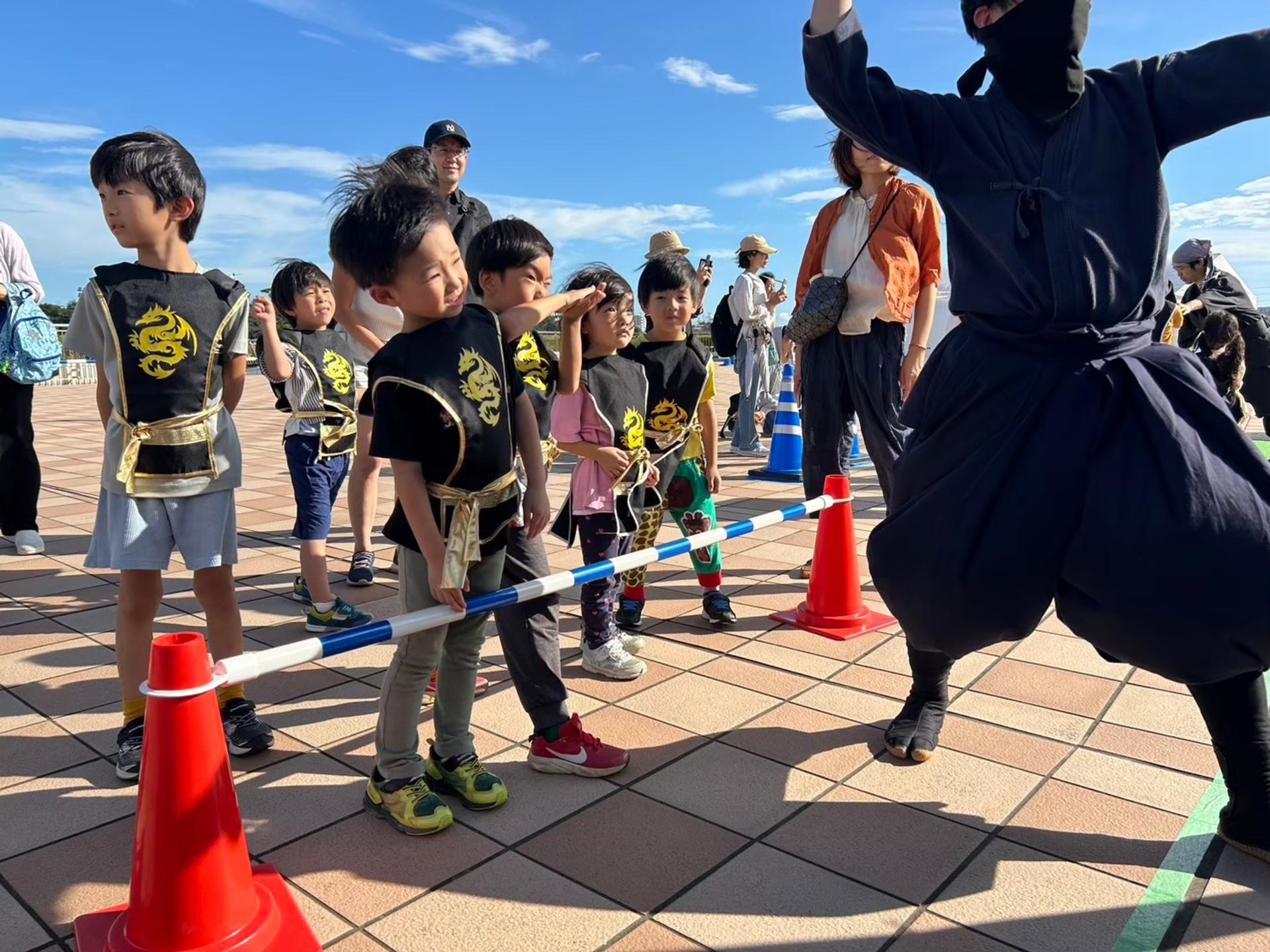Tokyo: Asakusa Private Ninja & Samurai Show & Experience - Thumbnail 11