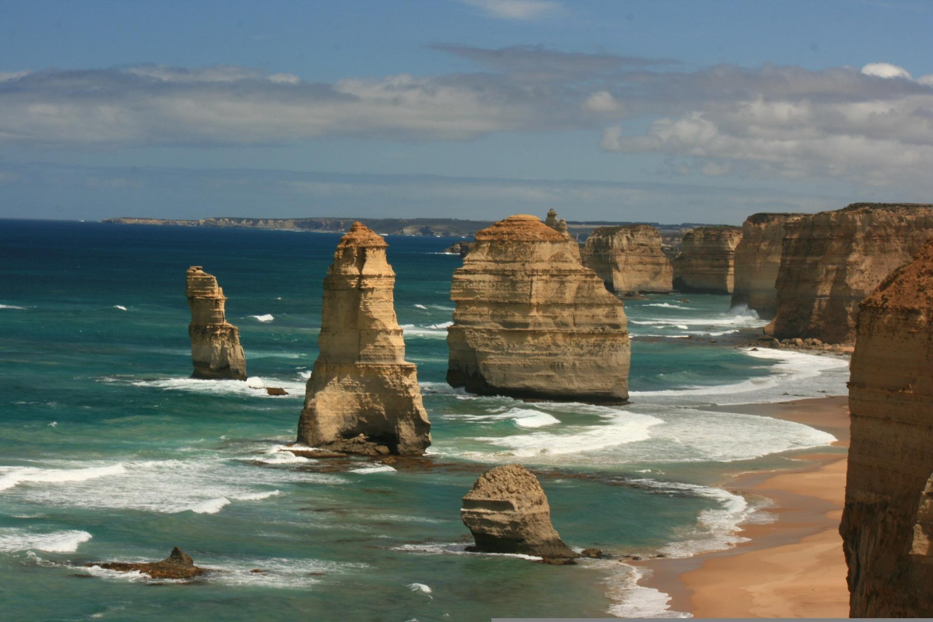 Great Ocean Road and 12 Apostles Private Day Tour - Thumbnail 6