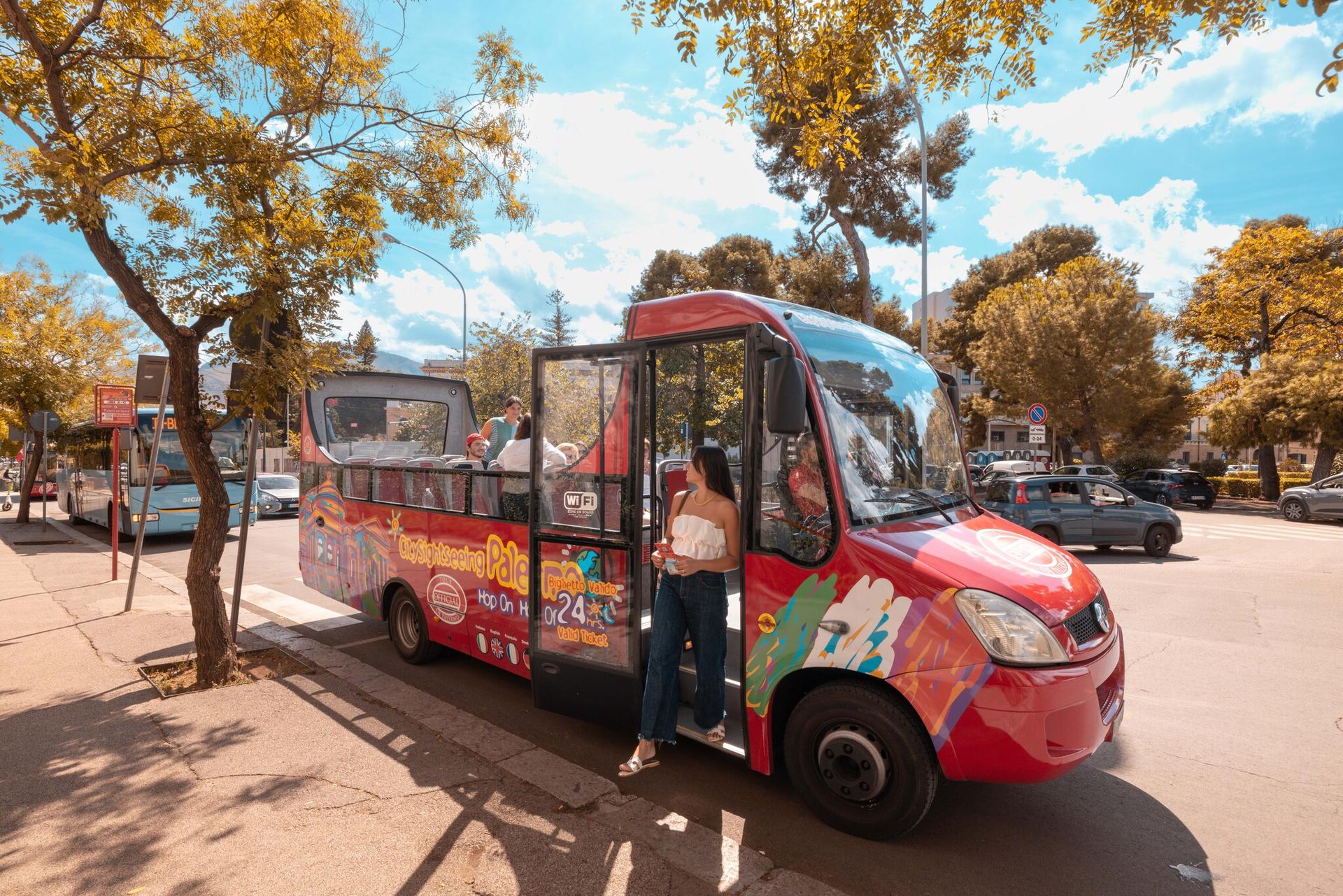 Palermo Hop-On Hop-Off Bus by City Sightseeing - Thumbnail 14