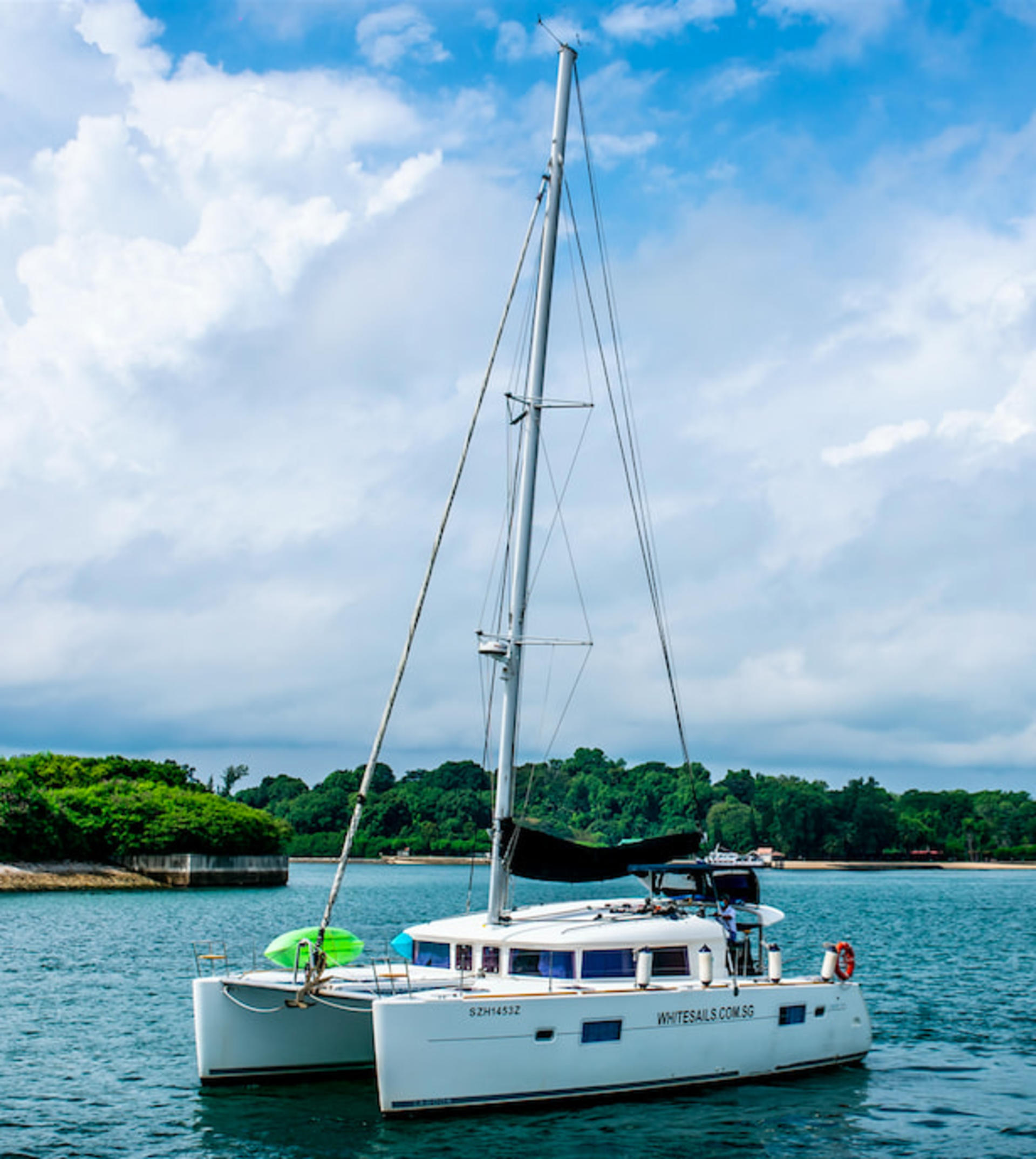 Singapore Yacht Charter by White Sails - Thumbnail 20