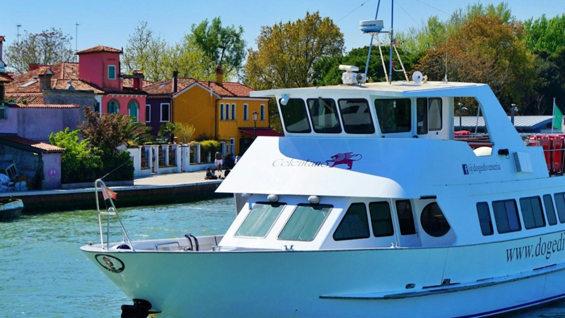 Murano, Burano and Torcello boat tour from St. Mark's Square - Thumbnail 4