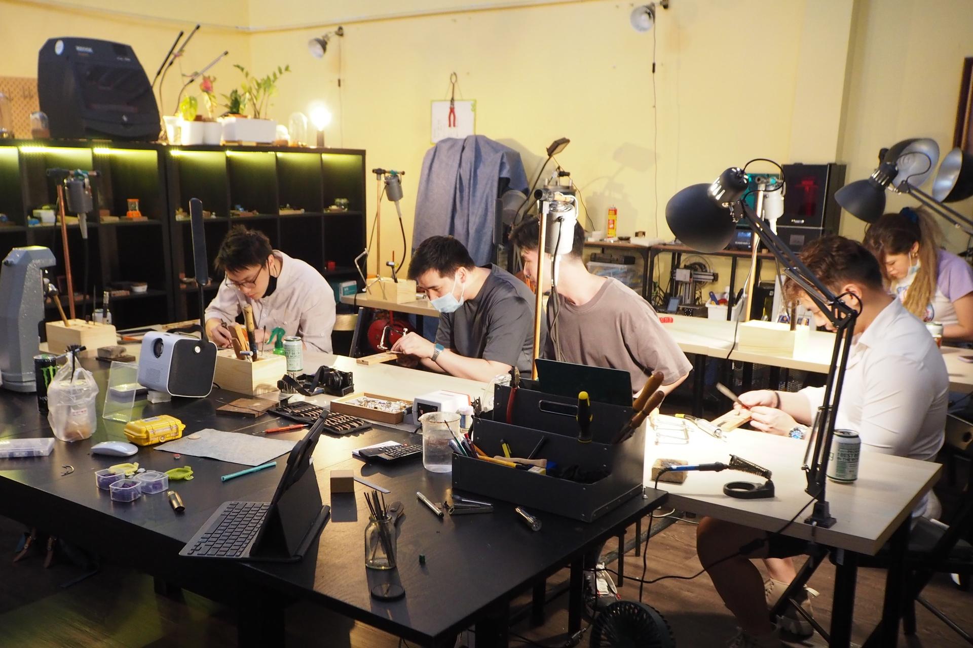 Silversmithing Workshop in Singapore - Thumbnail 2