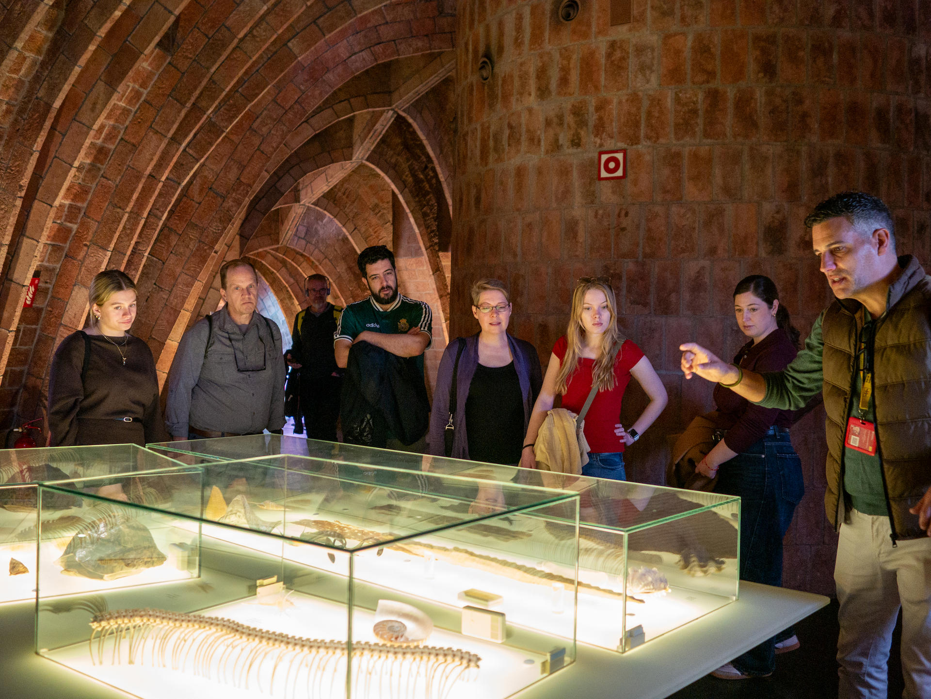 Sagrada Familia Golden Hour & Casa Mila Tour with Cava Tasting  - Thumbnail 19