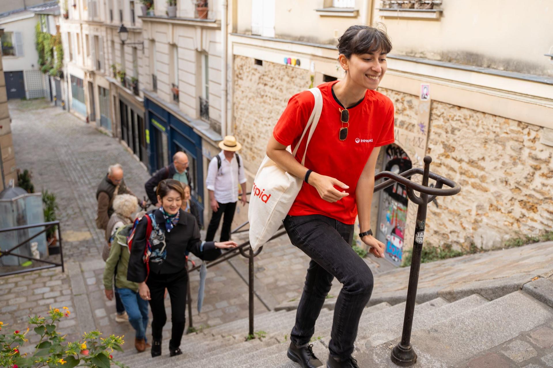 Hidden Gems of Montmartre Guided Tour in Paris - Thumbnail 3