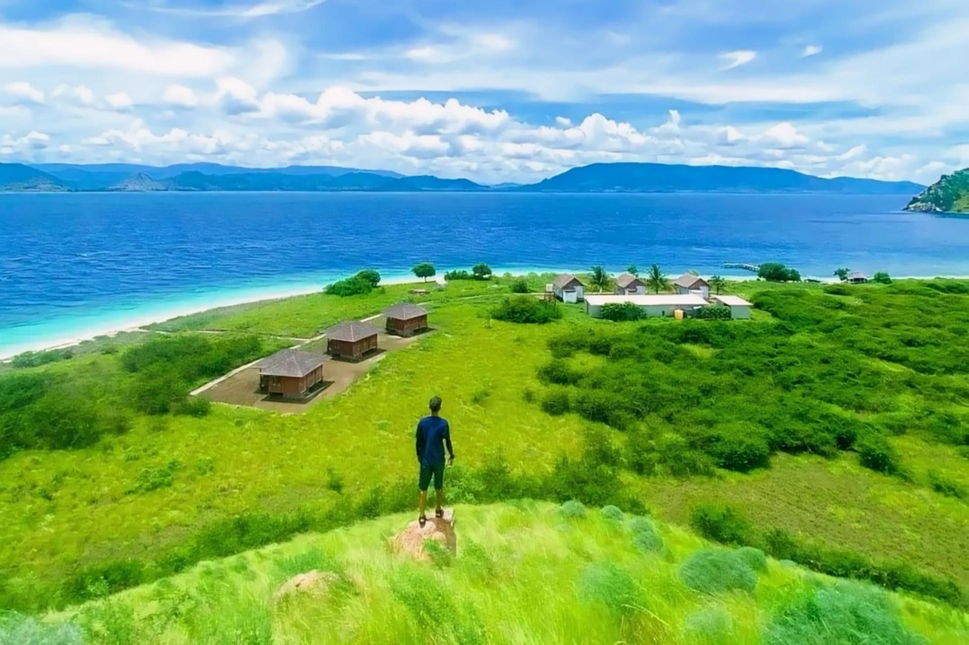 Kenawa, Paserang, and Kambing Islands Day Tour in Lombok - Thumbnail 5