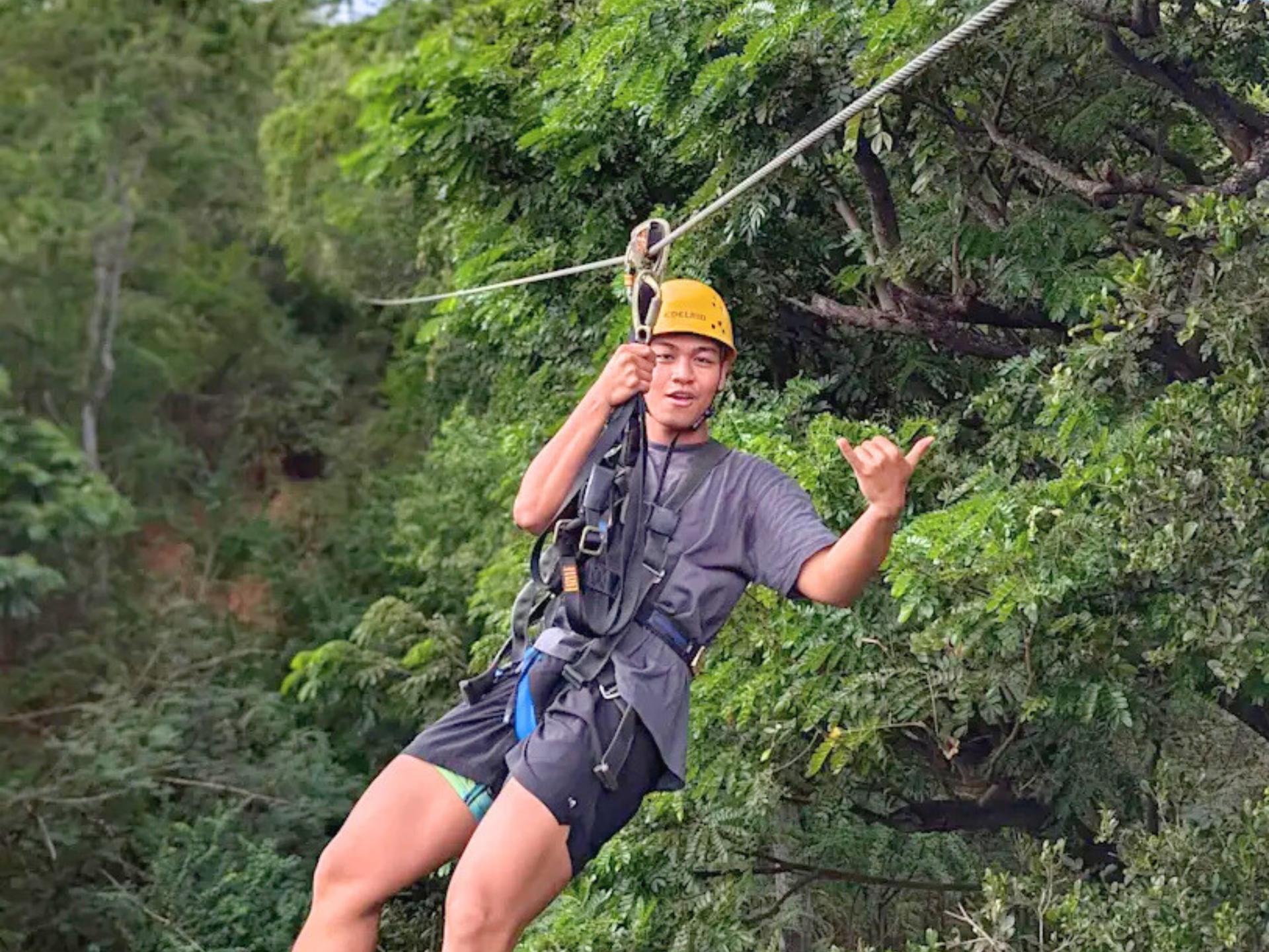 Oahu Zipline Tour in Hawaii - Thumbnail 11
