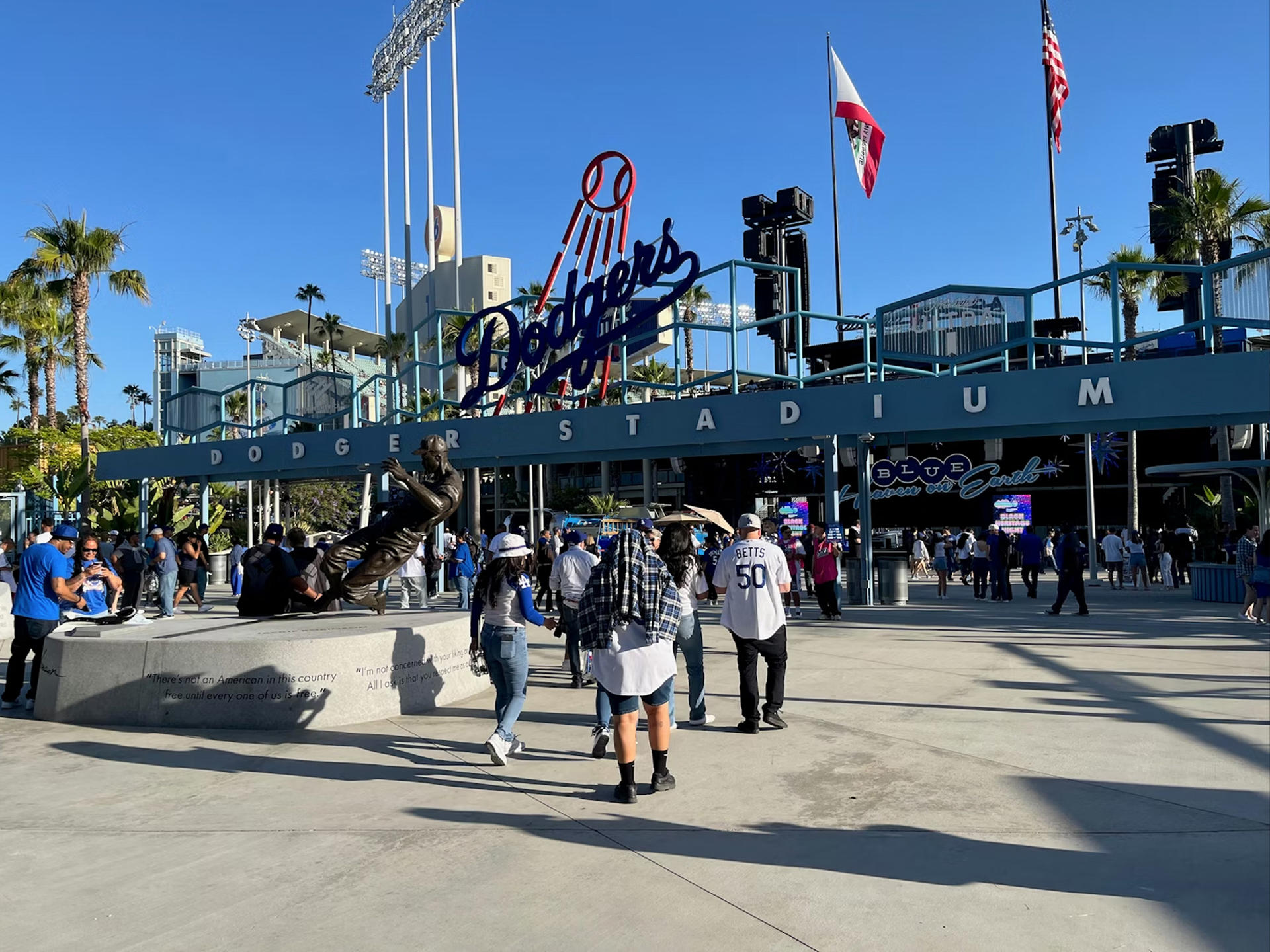 Los Angeles Dodgers Baseball Game Ticket at Dodger Stadium - Thumbnail 5