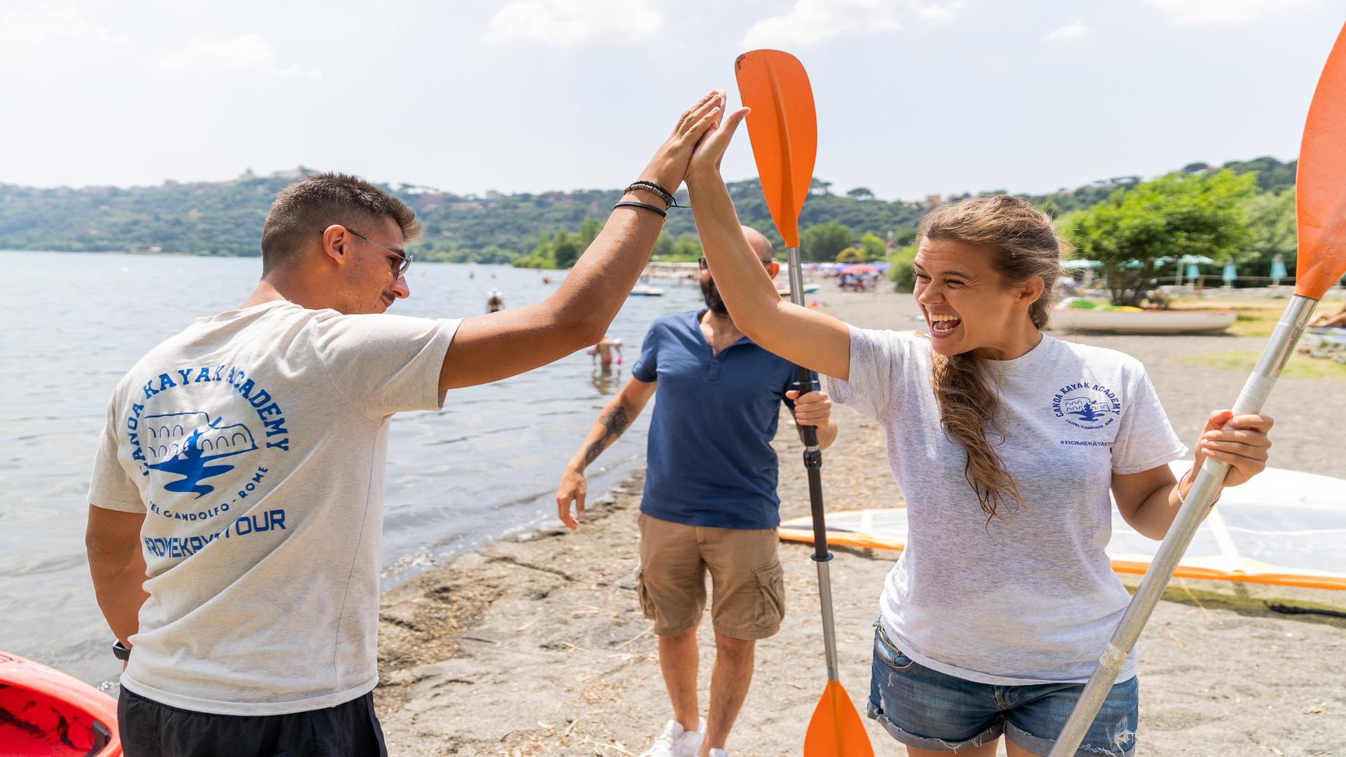Kayak tour with food and wine experience in Castel Gandolfo - Thumbnail 3