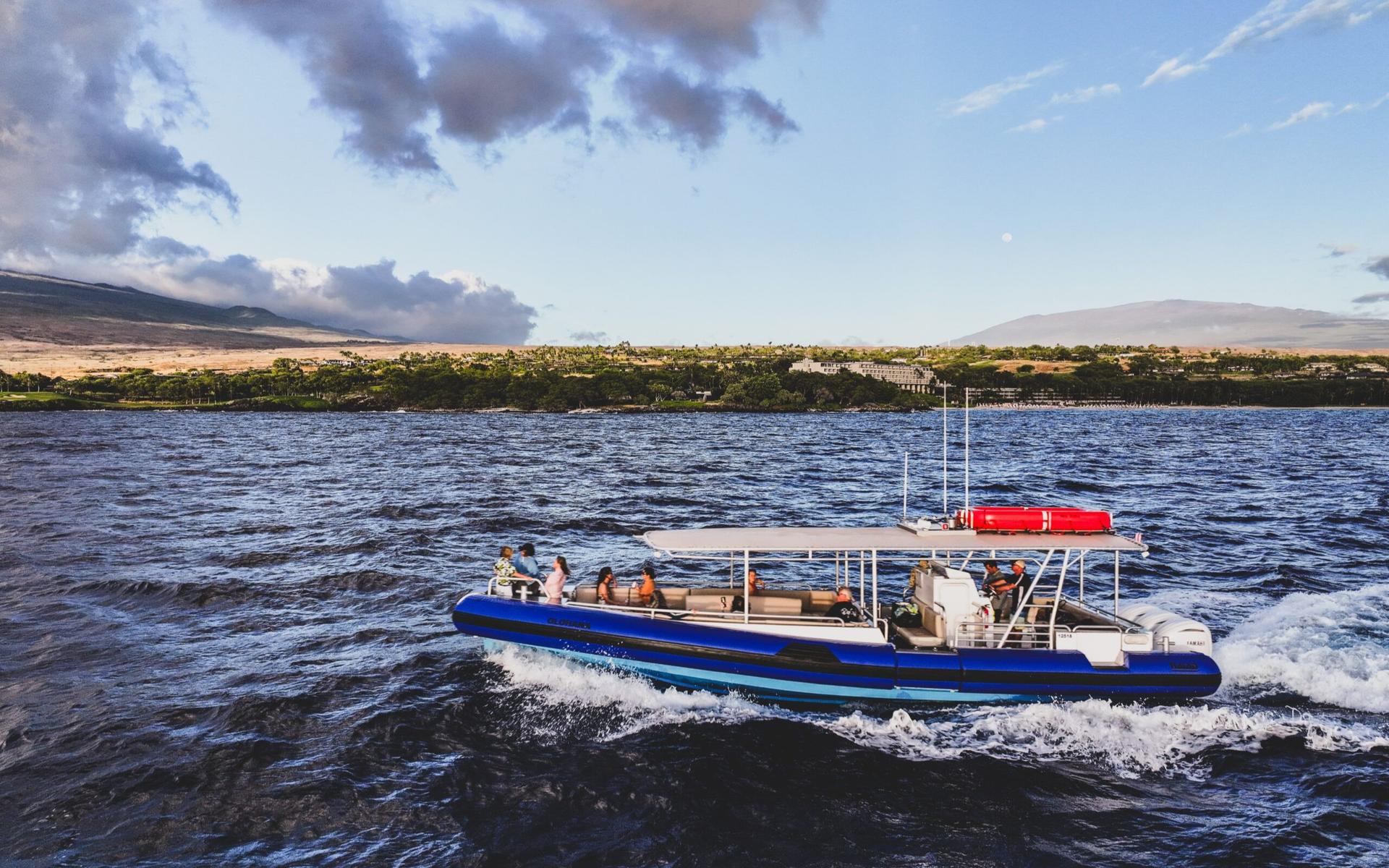 Mauna Kea sunset coastline cruise in Big Island - Thumbnail 2