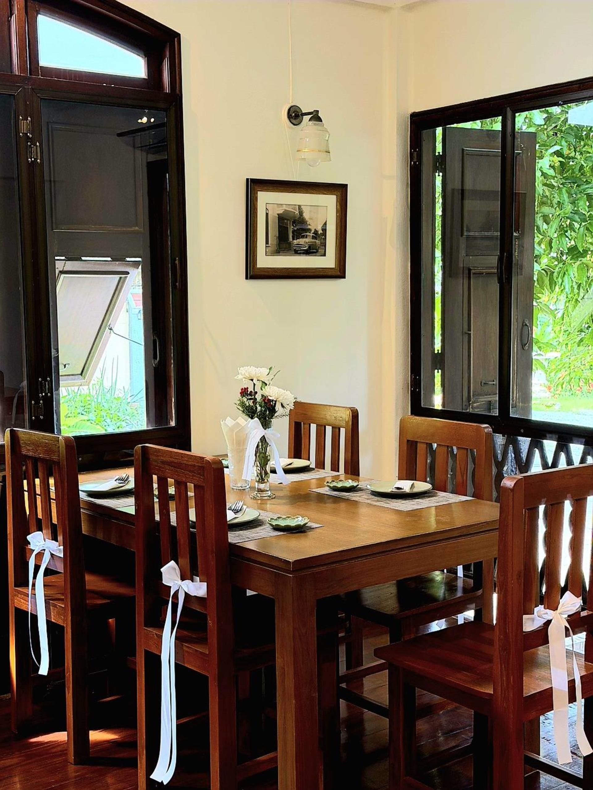 Baan Ladarom Authentic Thai Cuisine - Thumbnail 8