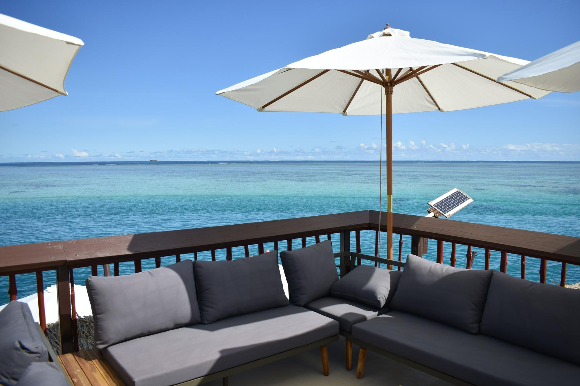 Seventh Heaven Fiji Experience on a Floating Platform - Thumbnail 3