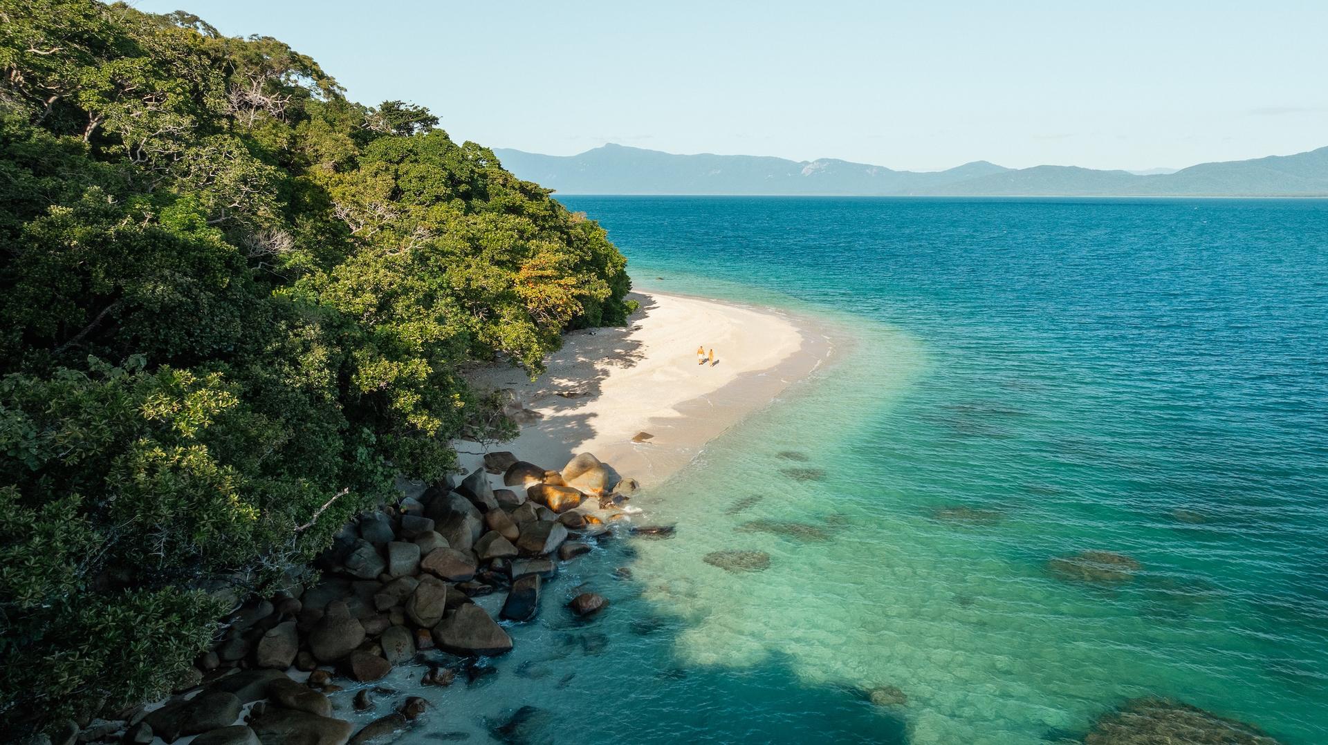 Fitzroy Island Round-Trip Ferry Transfers from Cairns - Thumbnail 5