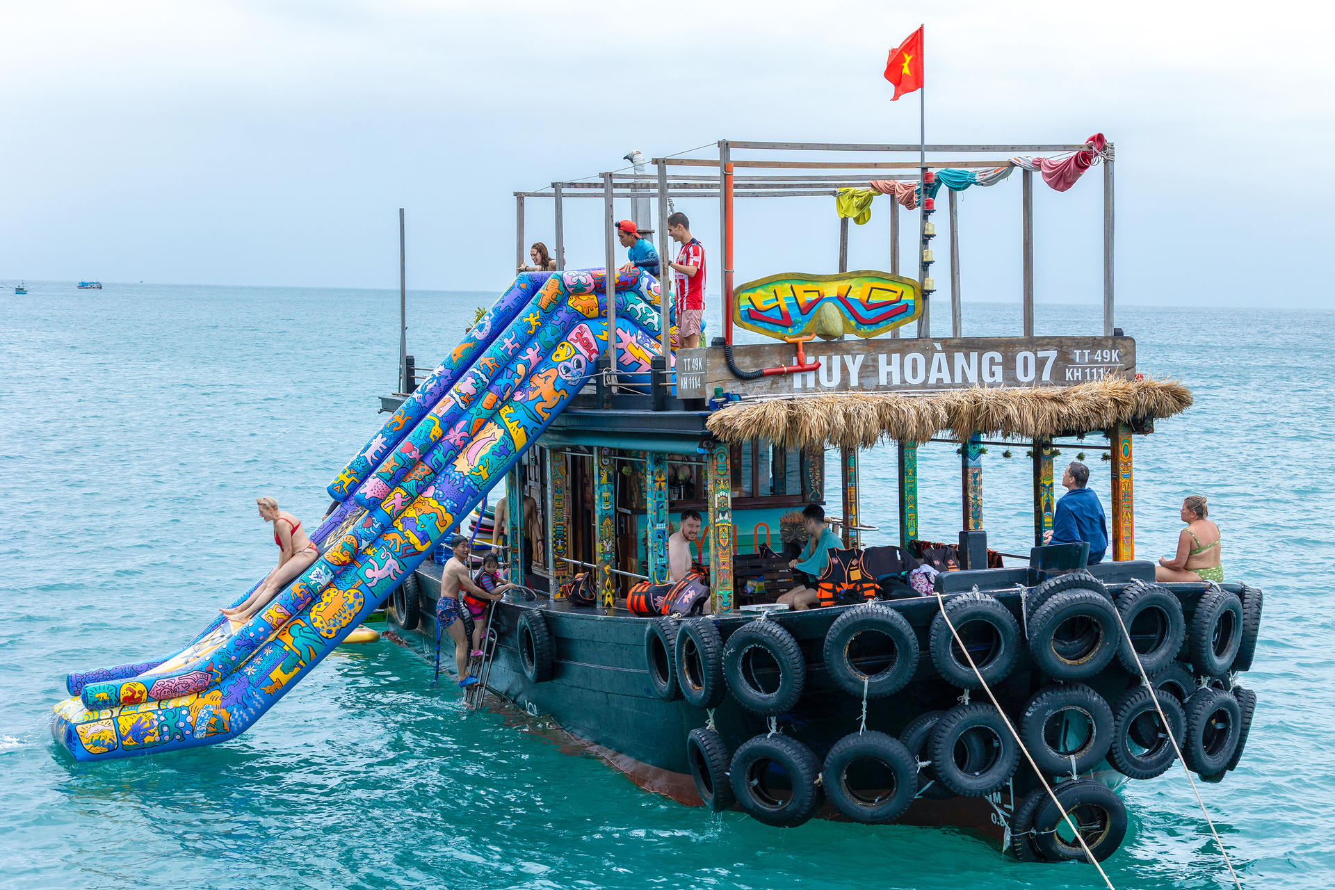 Nha Trang Half-Day Snorkeling Adventure with BBQ Onboard - Thumbnail 18