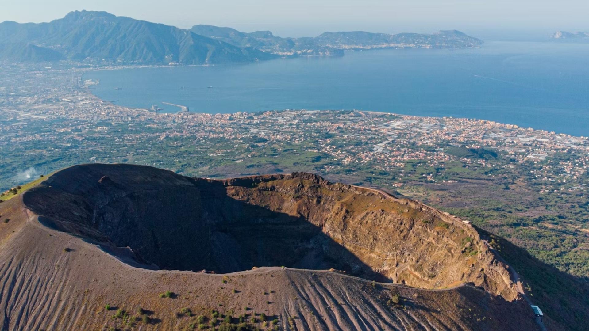 Ercolano-Vesuvius National Park shuttle bus - Thumbnail 3