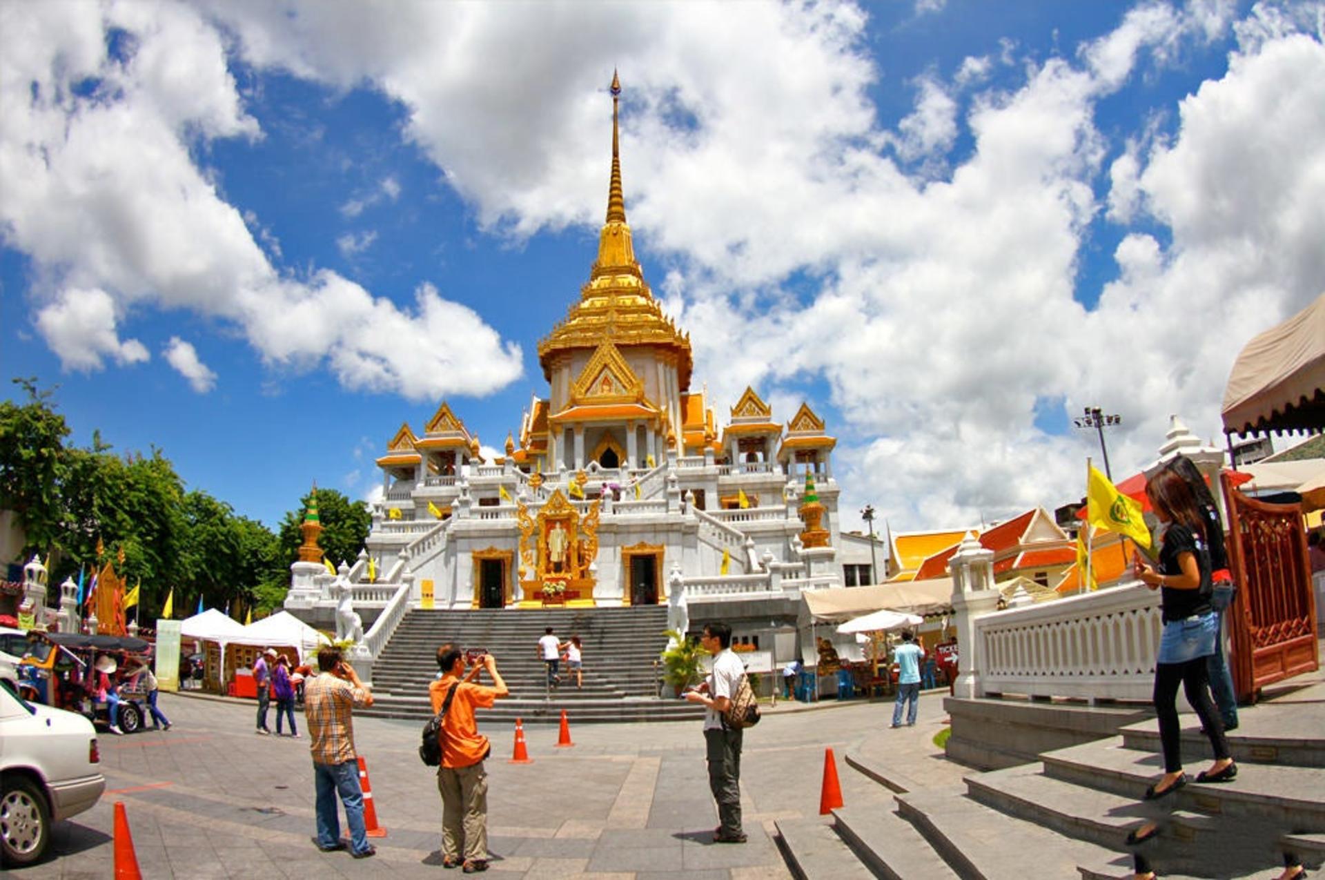 Bangkok Temple and City Tour With Wat Traimit and Royal Grand Palace - Thumbnail 15