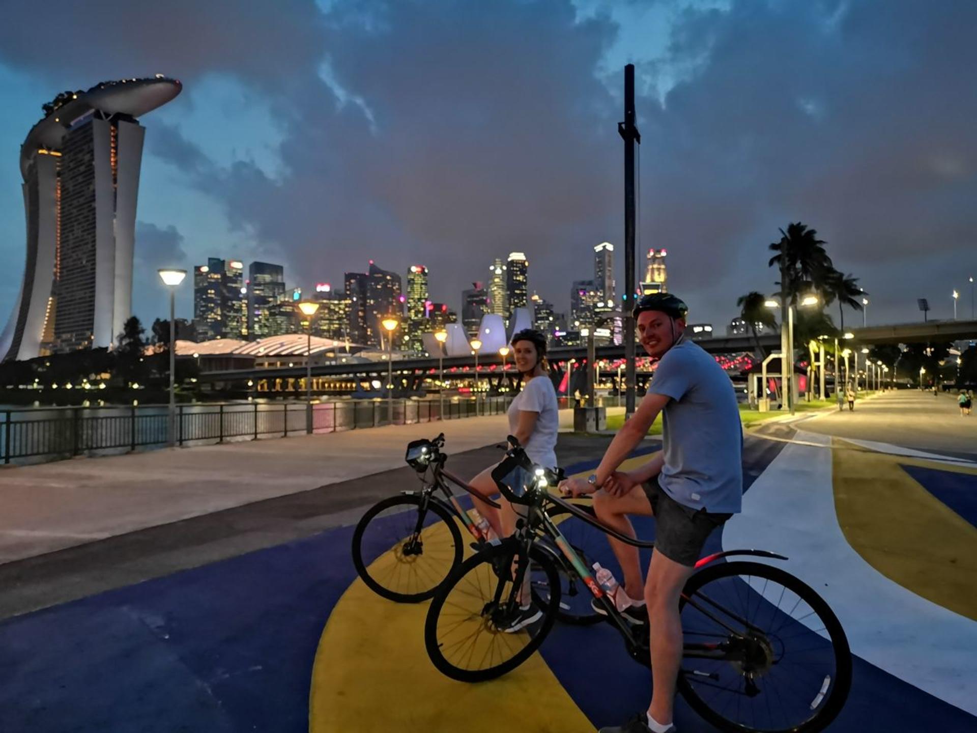 Singapore Marina Bay Night Guided Bike Tour - Thumbnail 6