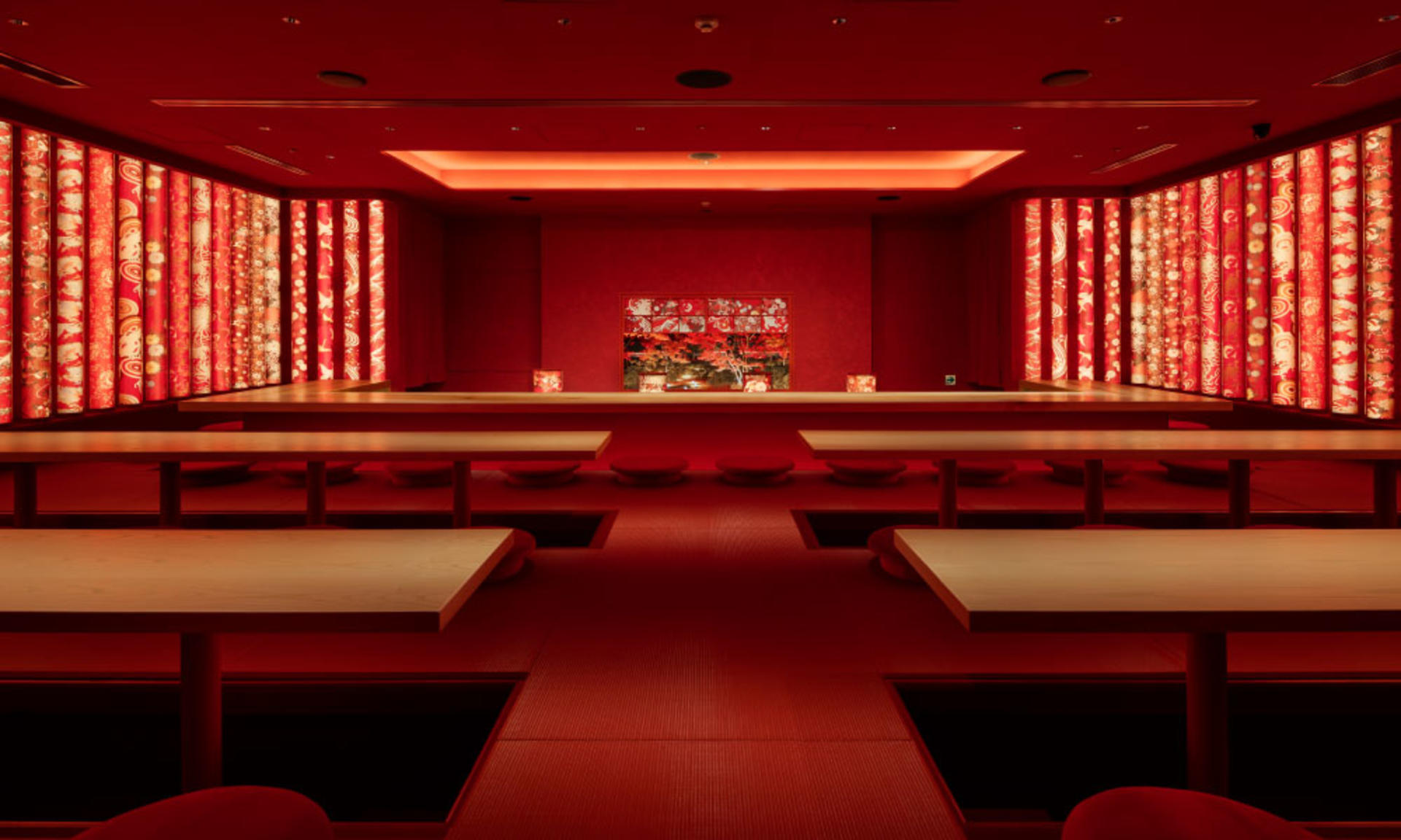 Tokyo Shimbashi Grand Hammer Stage Banquet Restaurant Benitsuya in Shinbashi, Tokyo - Thumbnail 8