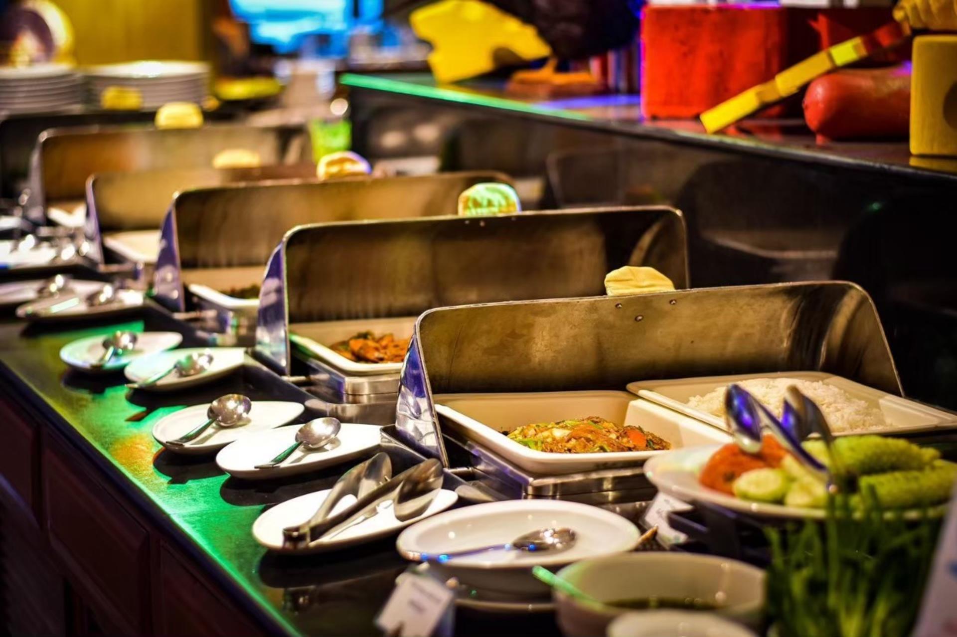 Buffet at The Emerald Coffee Shop (The Emerald Hotel) - Thumbnail 72