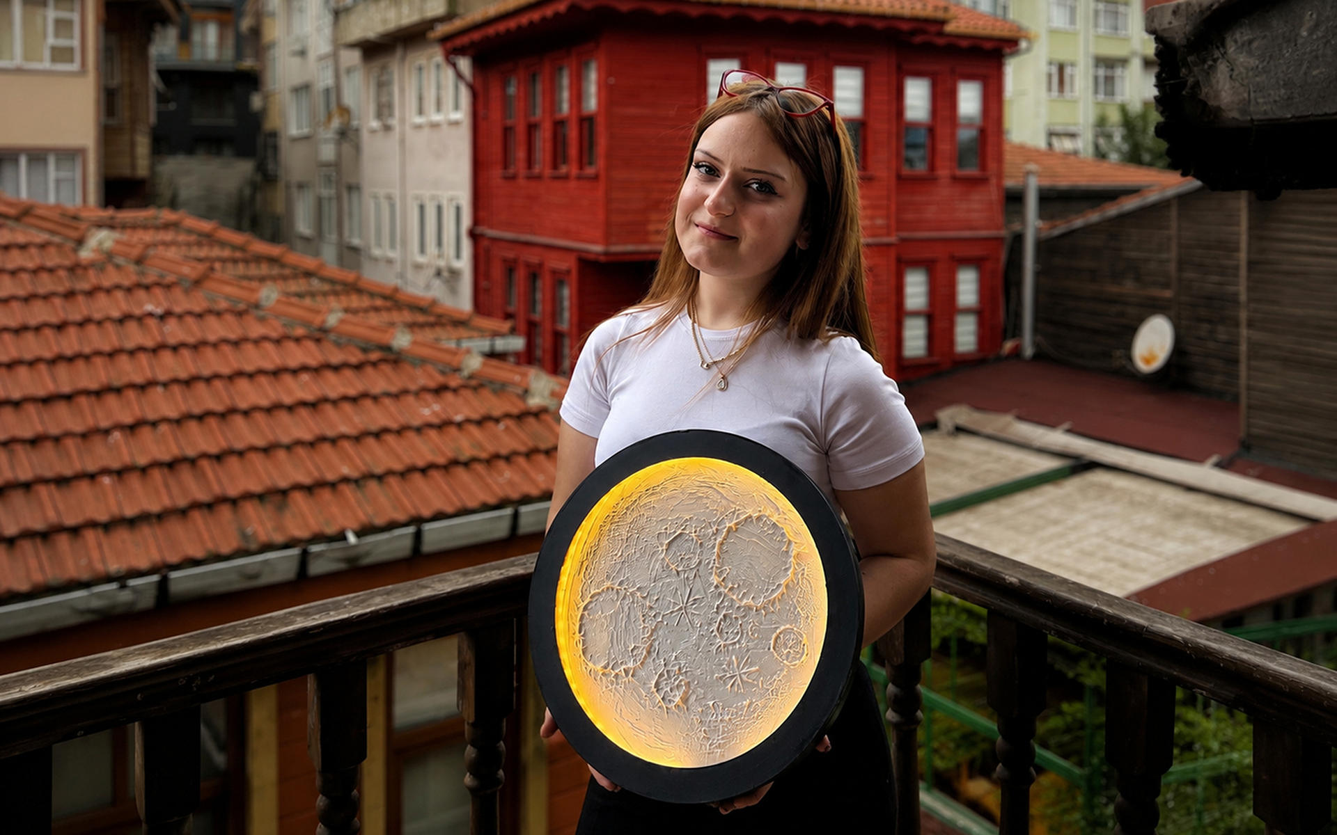 Moonlight Relief Art Workshop in Istanbul - Thumbnail 3