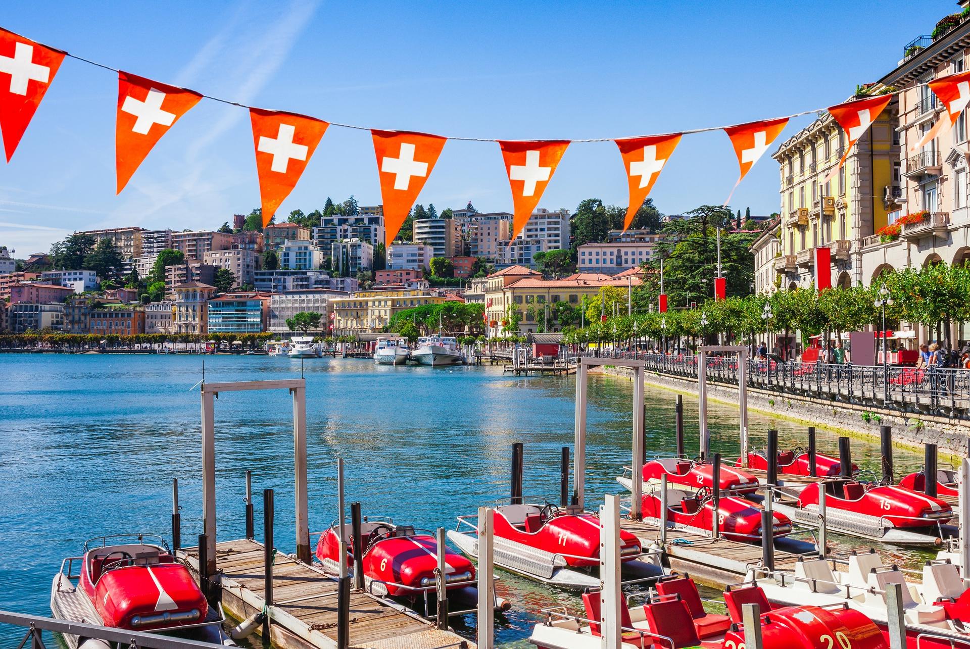 Como, Lugano and Bellagio Exclusive Boat Cruise - Thumbnail 2