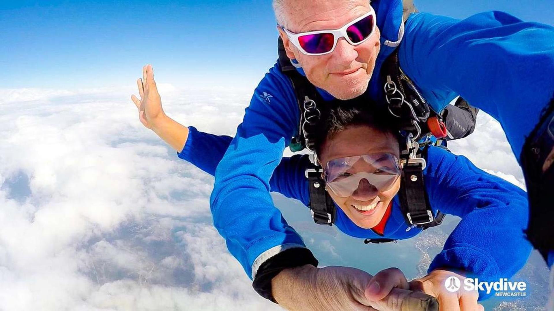 Newcastle Tandem Skydive Experience - Thumbnail 6