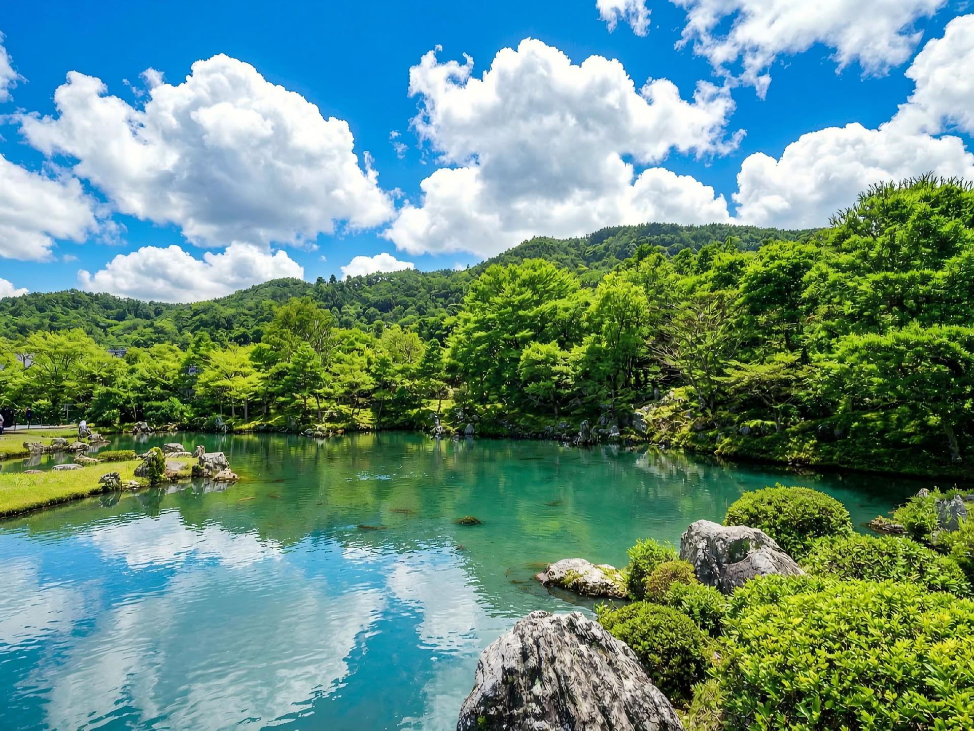 【Kyoto & Nara Historical and Cultural Scenic Day Tour】Arashiyama Scenic Railway & Fushimi Inari-taisha Shrine Senbon Torii & Nara Park & Togetsukyo Bridge & Bamboo Grove Path & Kimono Forest (Departing from Osaka or Kyoto) - Thumbnail 17