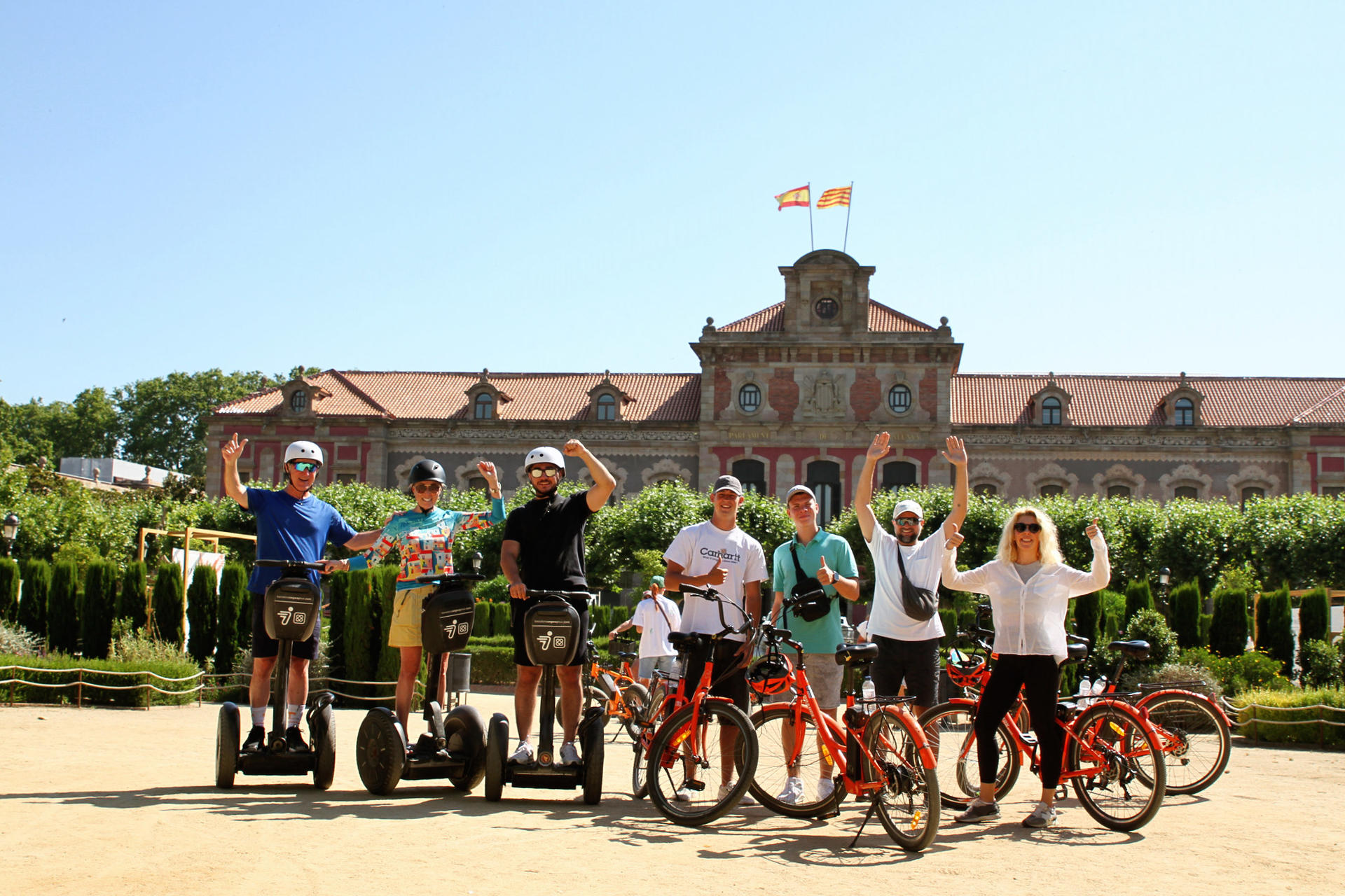 Barcelona Top 20 Bike & E-Bike Tour with Local Guide - Thumbnail 13
