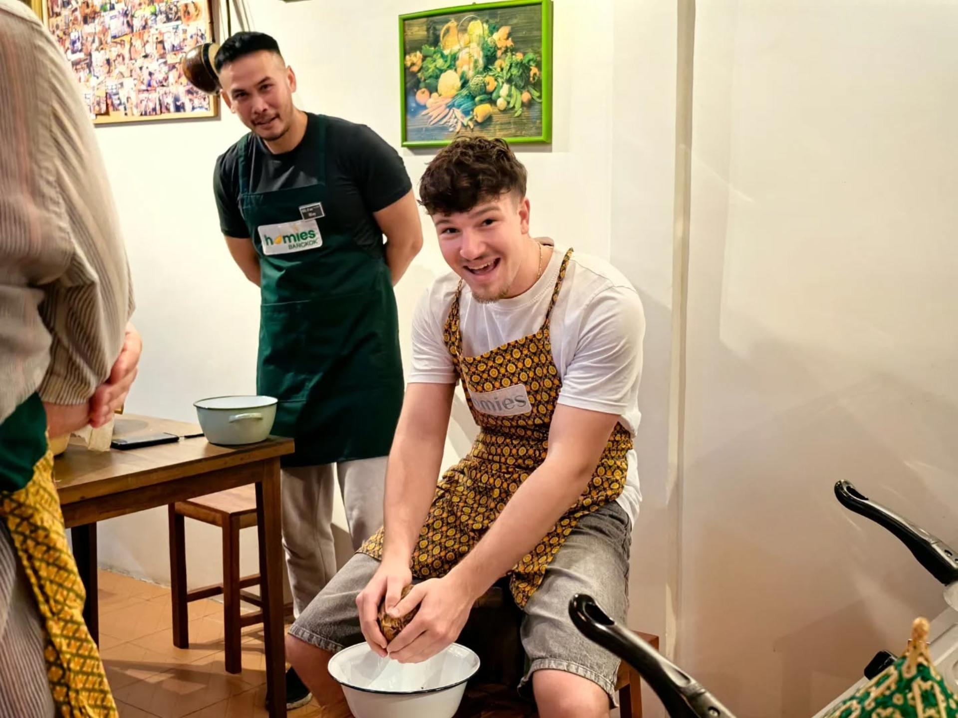 Homies Thai cooking class - Thumbnail 65