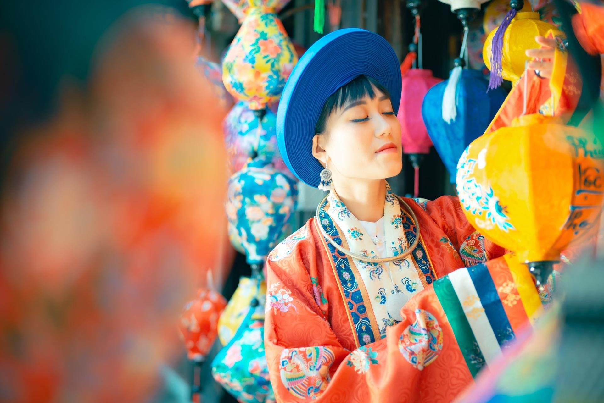 Vietnamese Traditional Ao Dai Rental & Photoshoot Tour in Hoi An - Thumbnail 5
