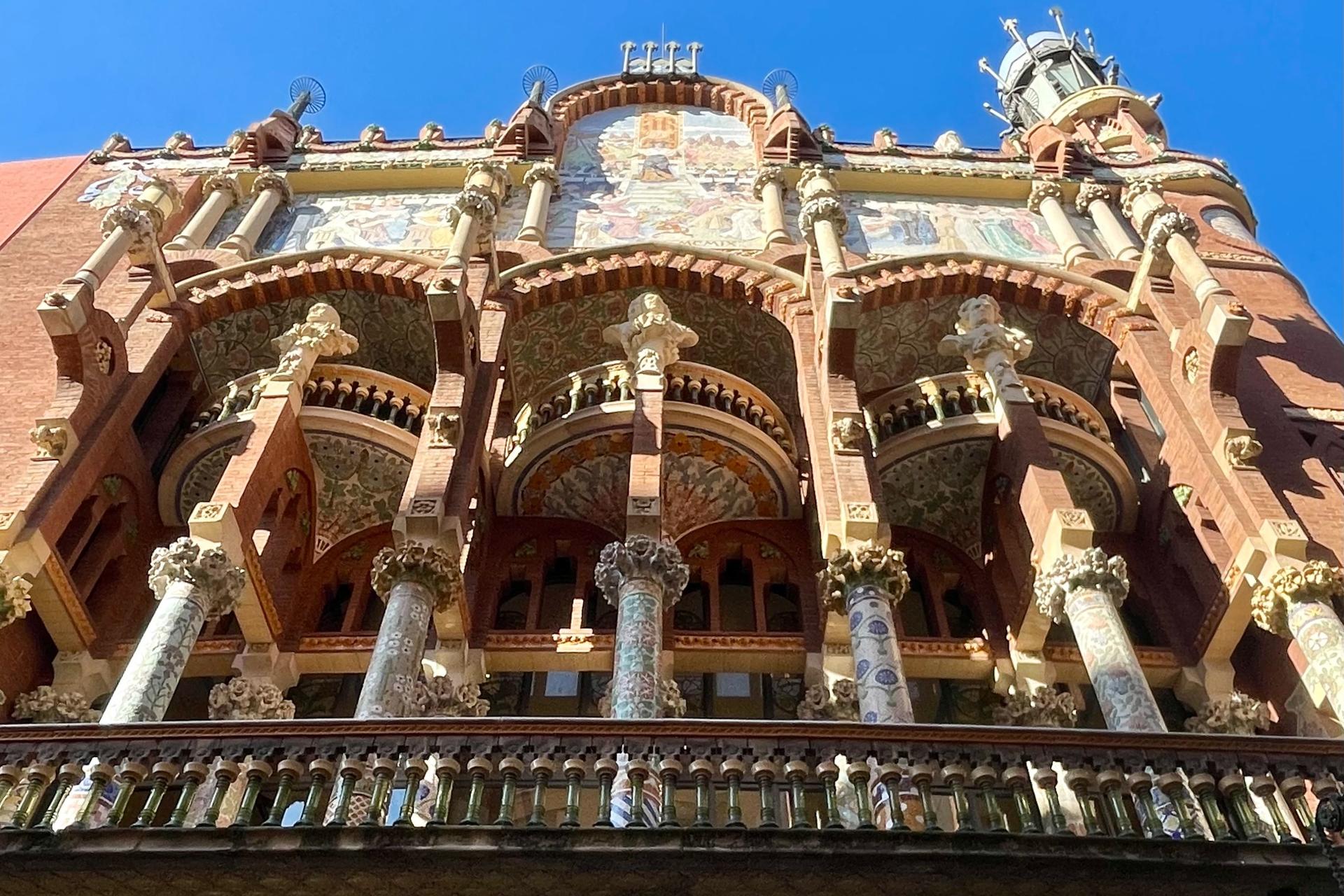 Barcelona 3-Hour Bike Tour: Gaudi Highlights & Top City Sights - Thumbnail 7