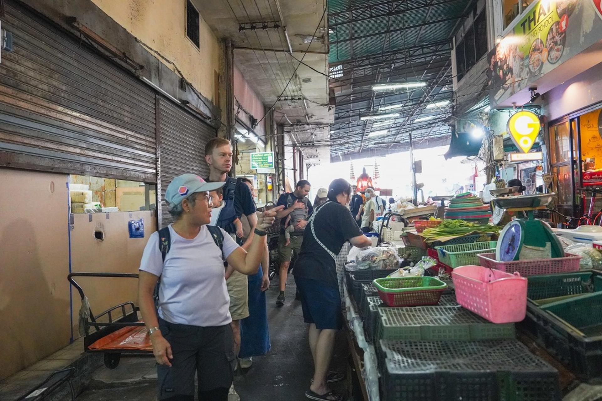 Bang Rak Market Food Tasting & Culture Walking Tour - Thumbnail 5
