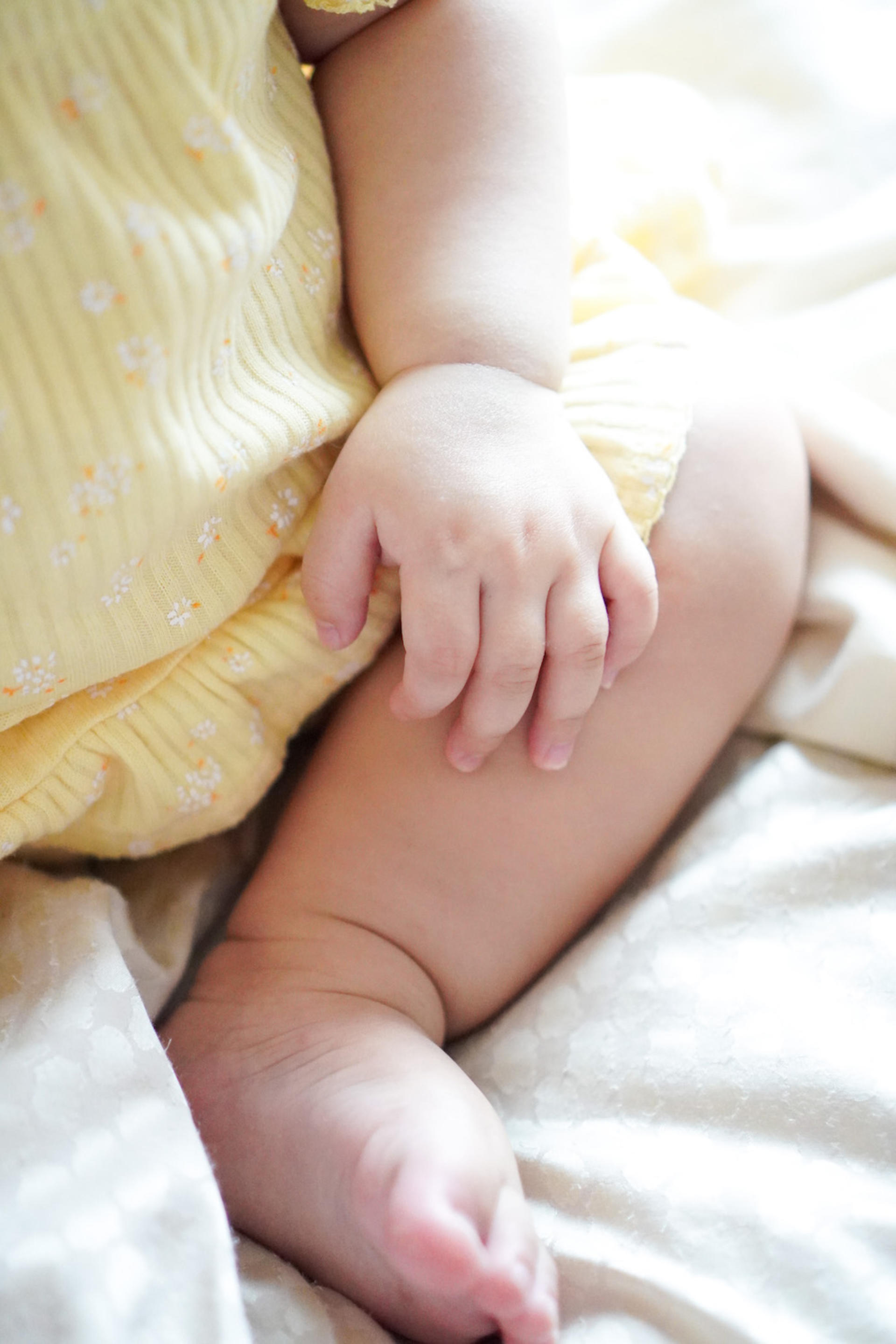 KATE.JPGGG Family Photoshoot / Baby Photoshoot (Location Customizable) - Thumbnail 6