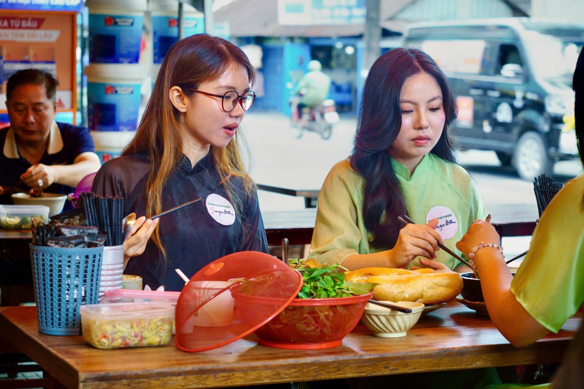 Ho Chi Minh City: Street Food Tour with 12 Tastings - Thumbnail 46